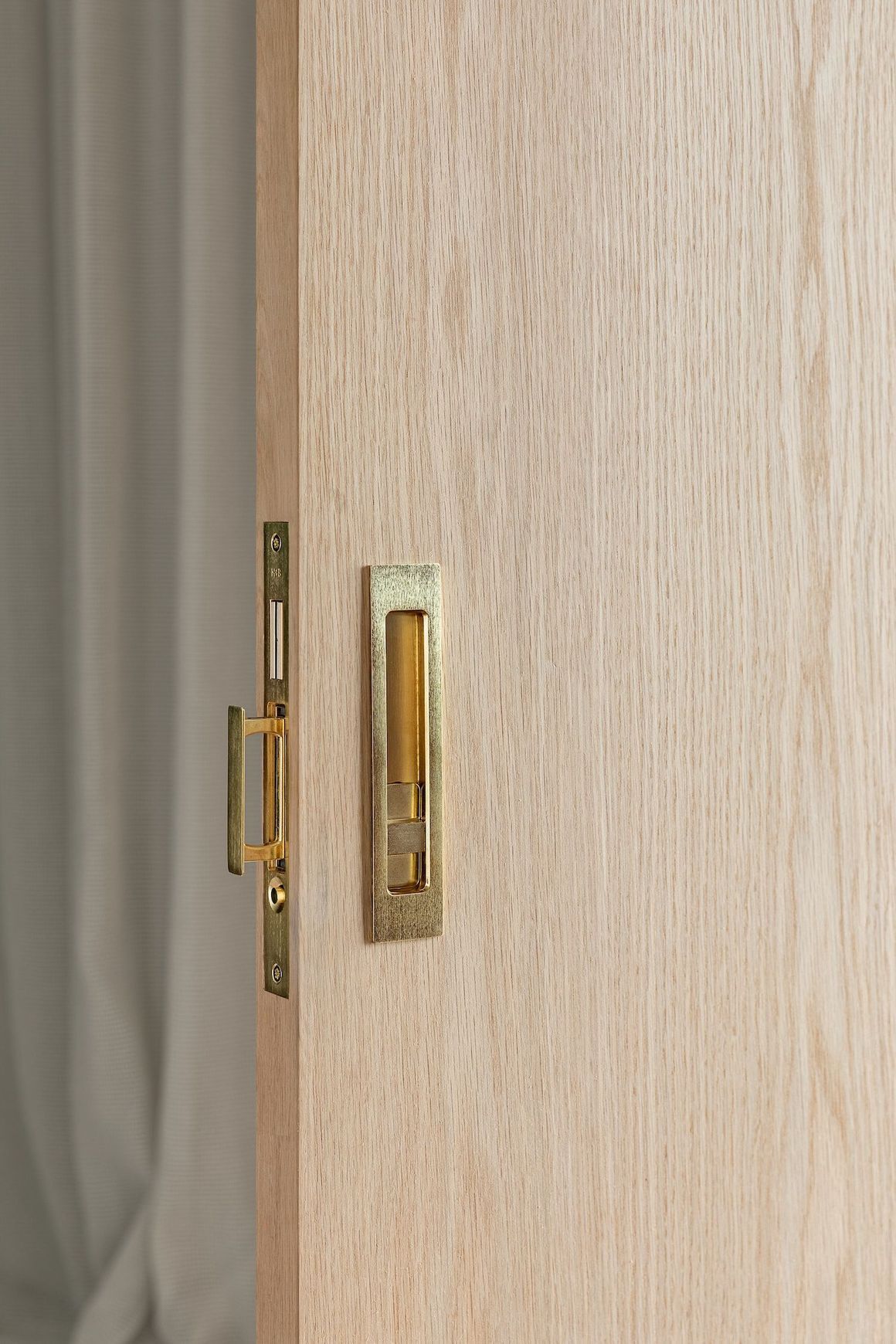 HB3690 Series Sliding Door Privacy Lock