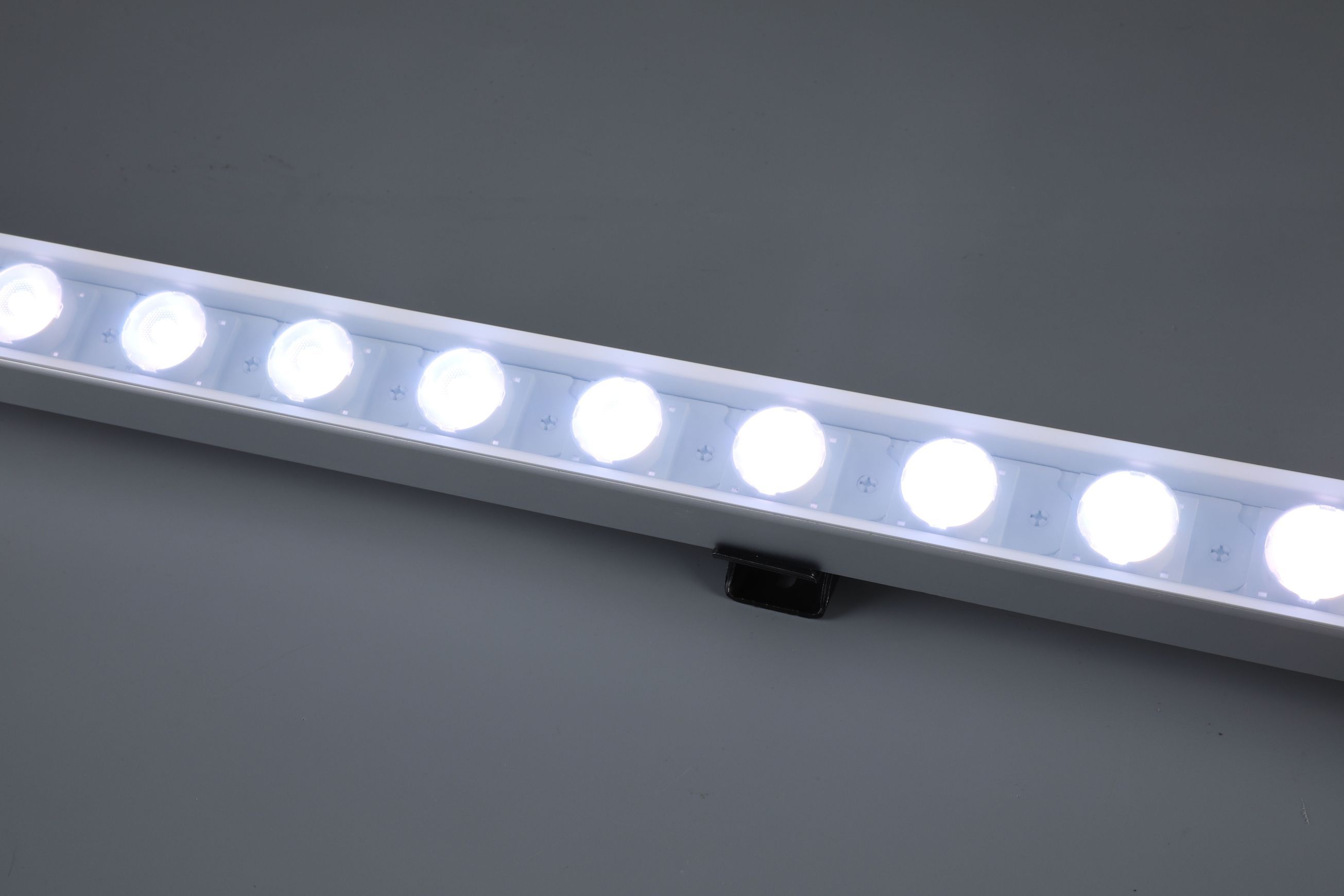 Gracie Grazer 23 - Flexible Wall Grazing LED