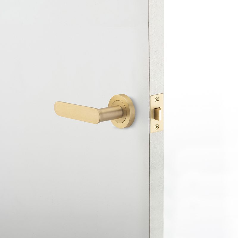 Iver Bronte Door Lever on Round Rose Passage