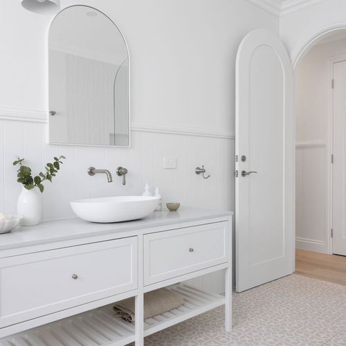 Iver Oxford Door Lever Handle on Round Rose