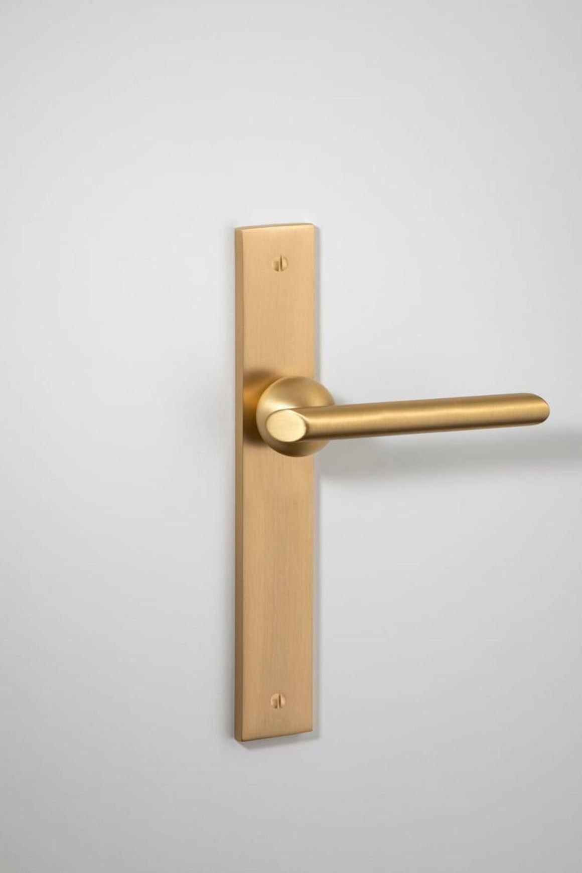 Futurismo Lever - Rectangular Backplate