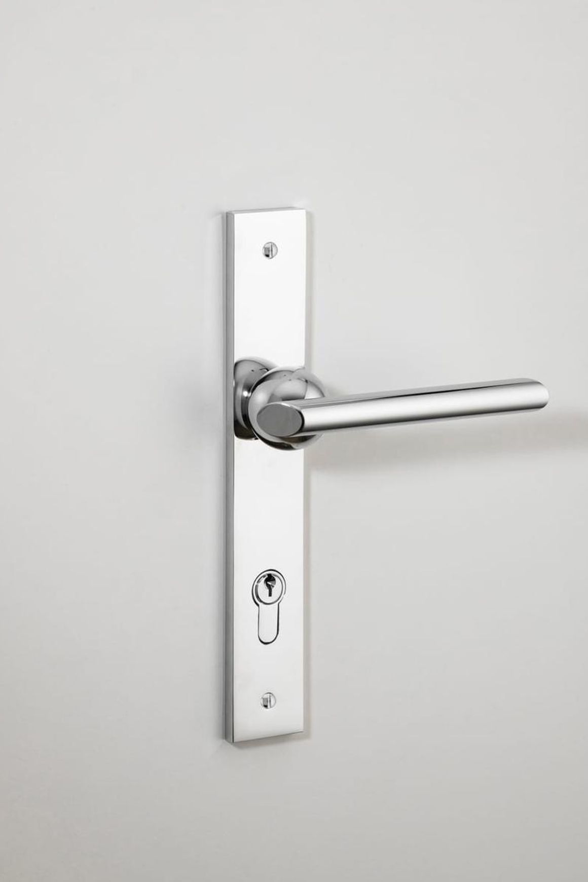 Futurismo Lever - Rectangular Backplate