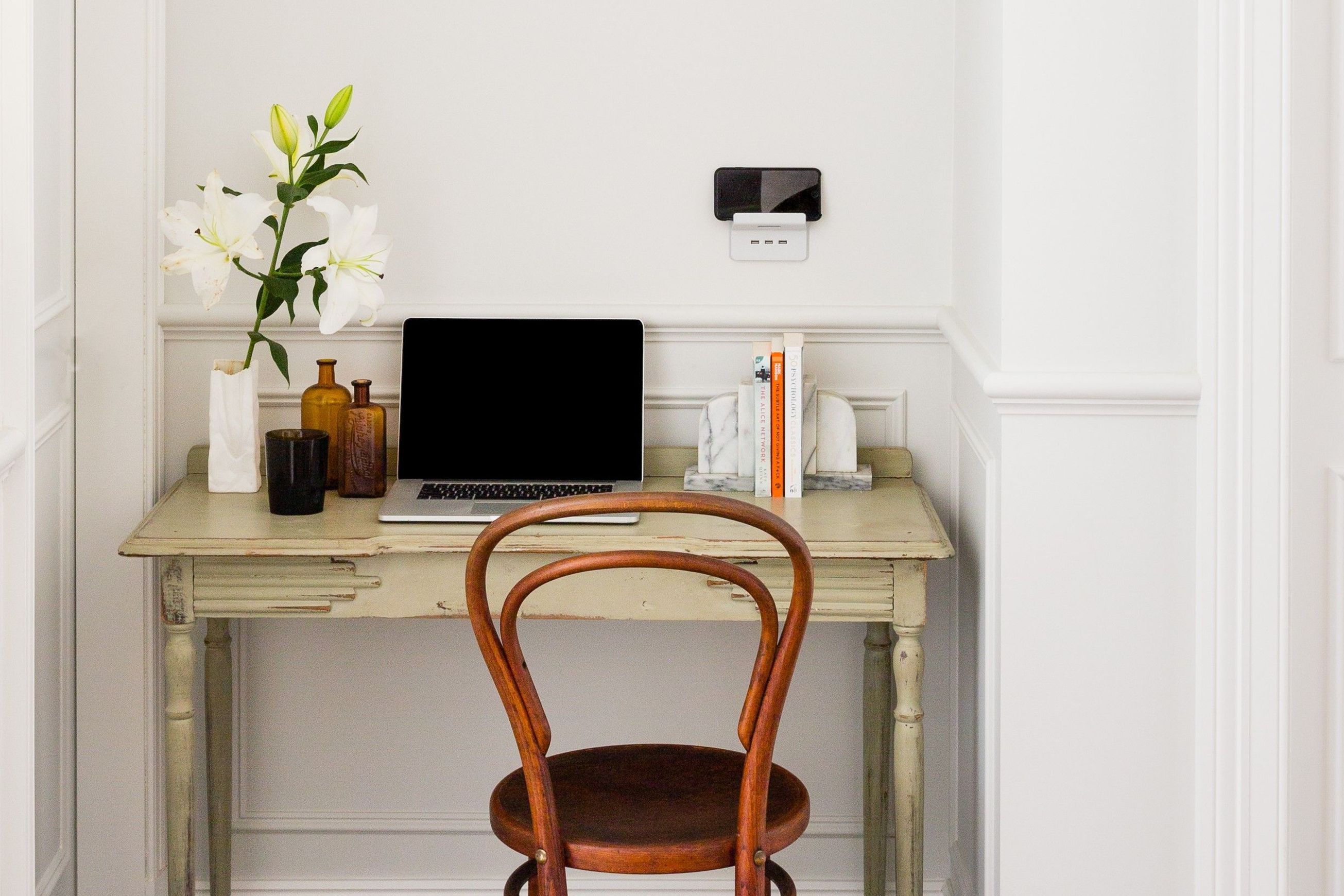 PDL Iconic | Switches & Power points