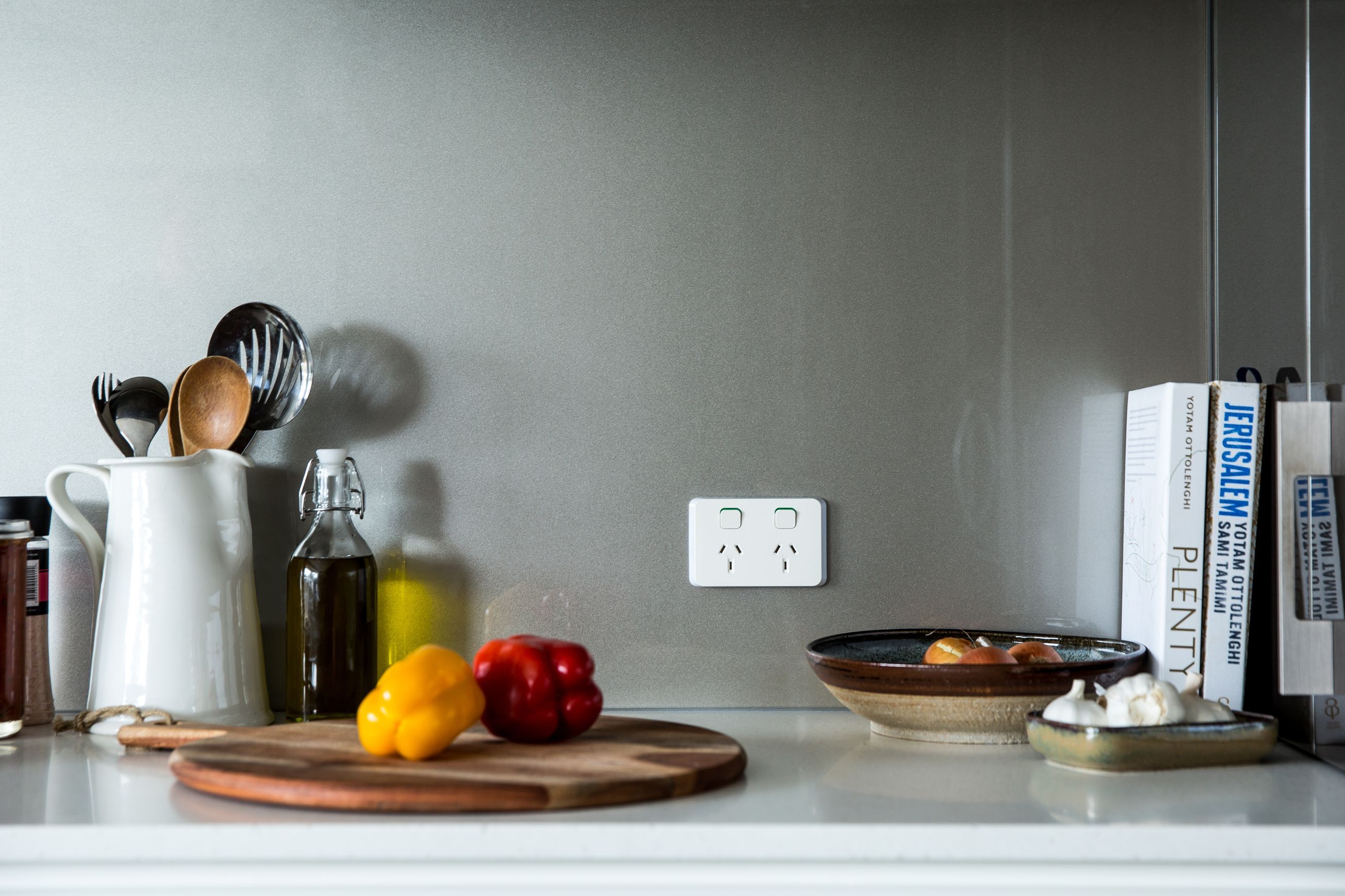 PDL Iconic | Switches & Power points