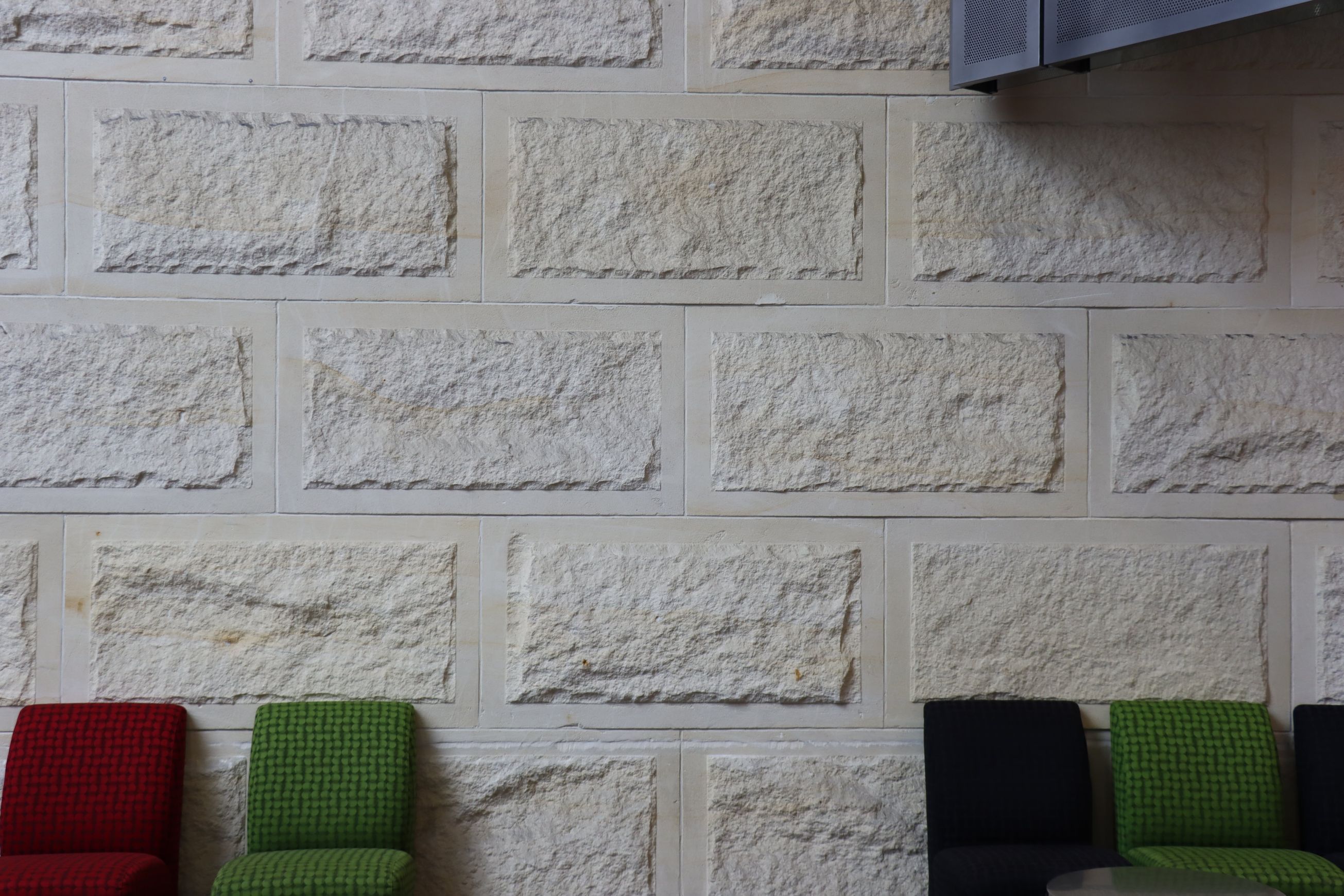 Split and Bolstered Veneer / Cladding
