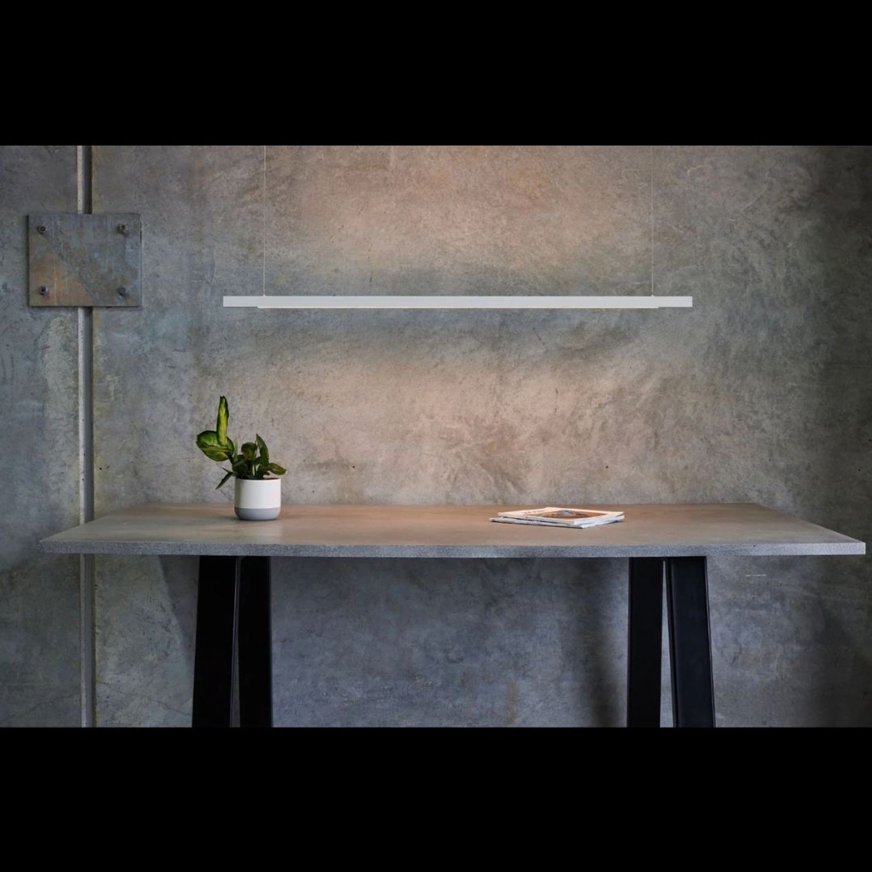 Capsühl Linear LED Linear Pendant White