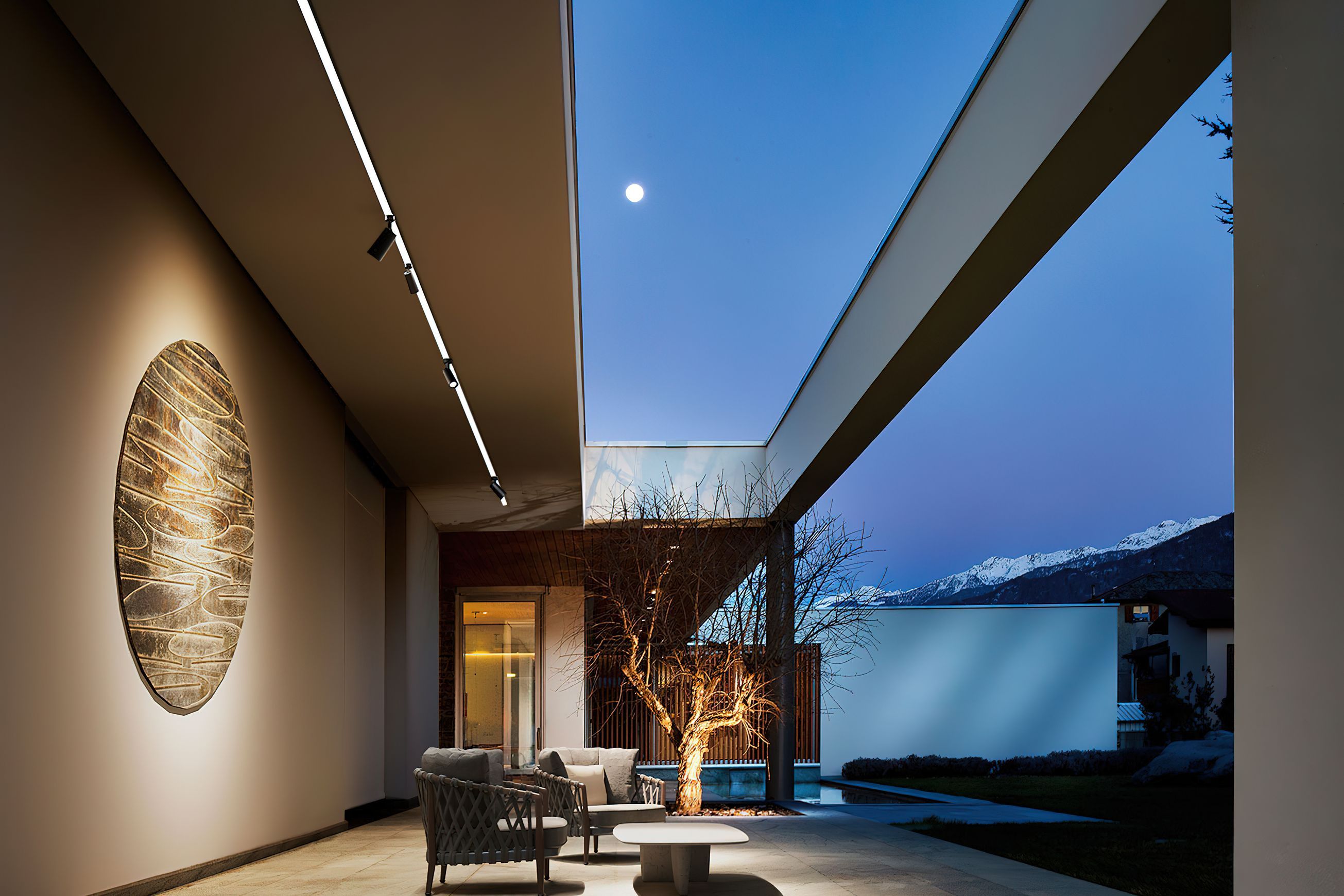 IP System™ | IP65 Plug-in Lighting System
