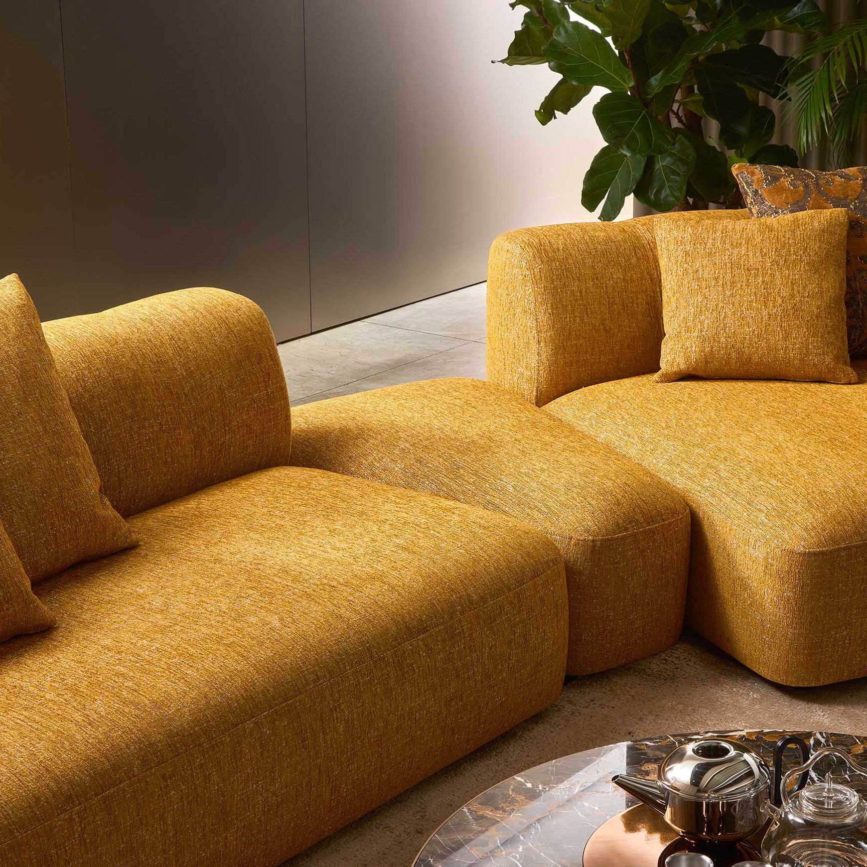 Milo Sofa