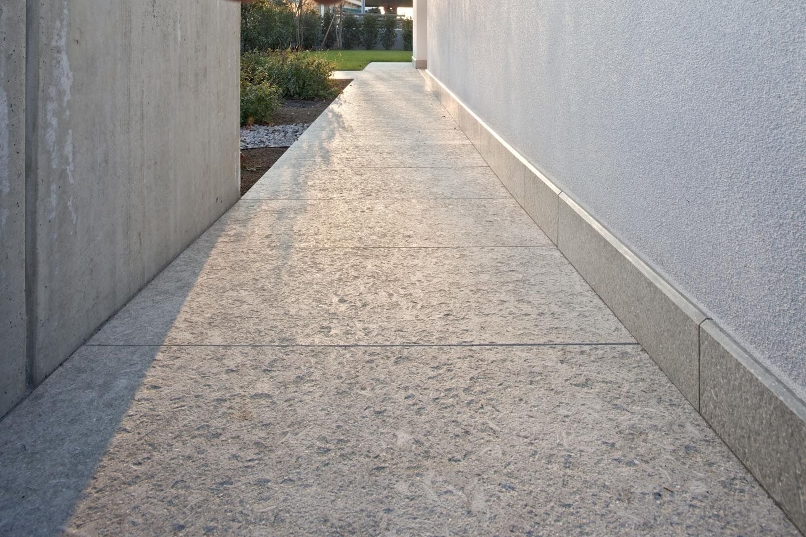Grigio Olivo Grey Limestone Tiles & Cladding