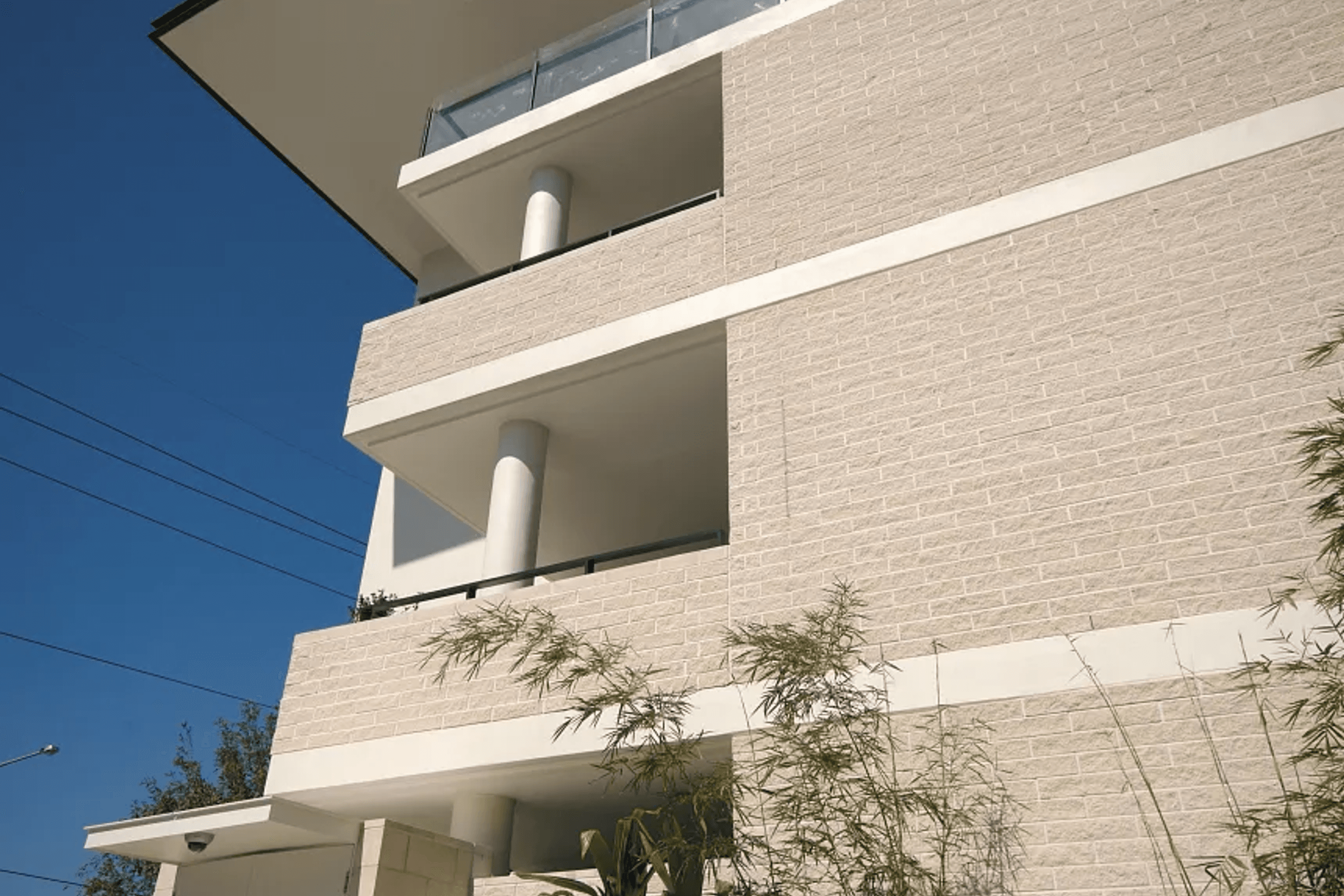 GB Split Face | Limestone
