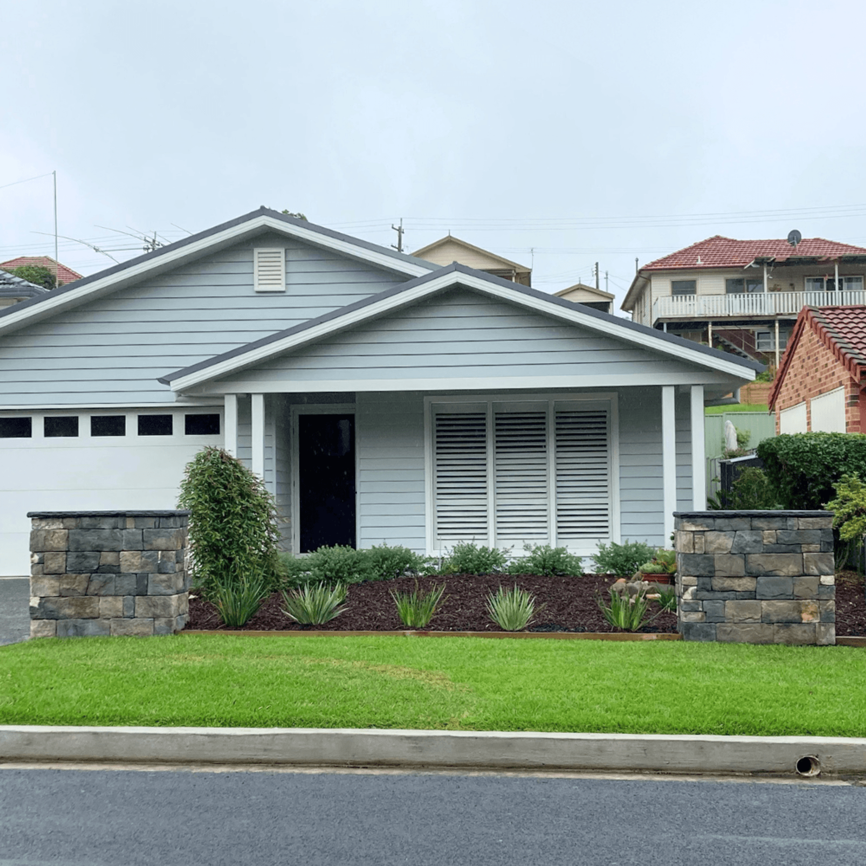 Veneer Stone | Capping