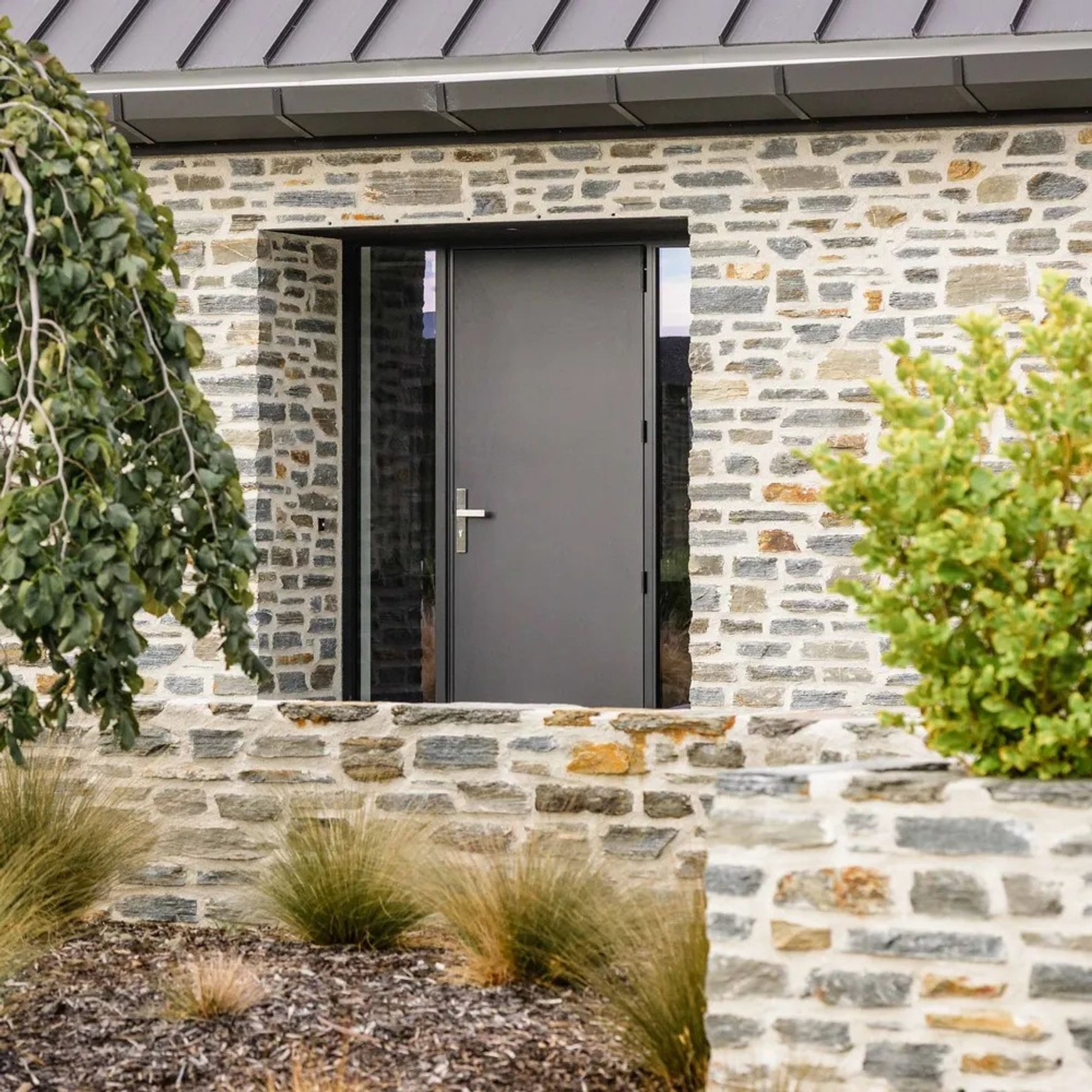 Blended Schist Cladding