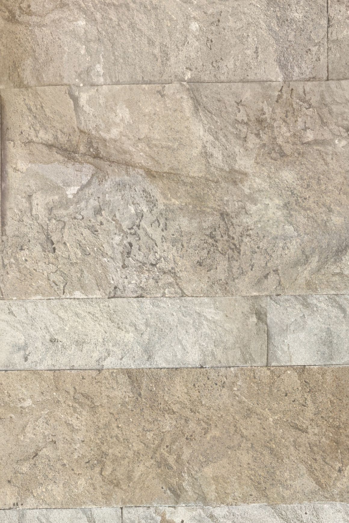 Latte Travertine Rockface | Cladding - Loose
