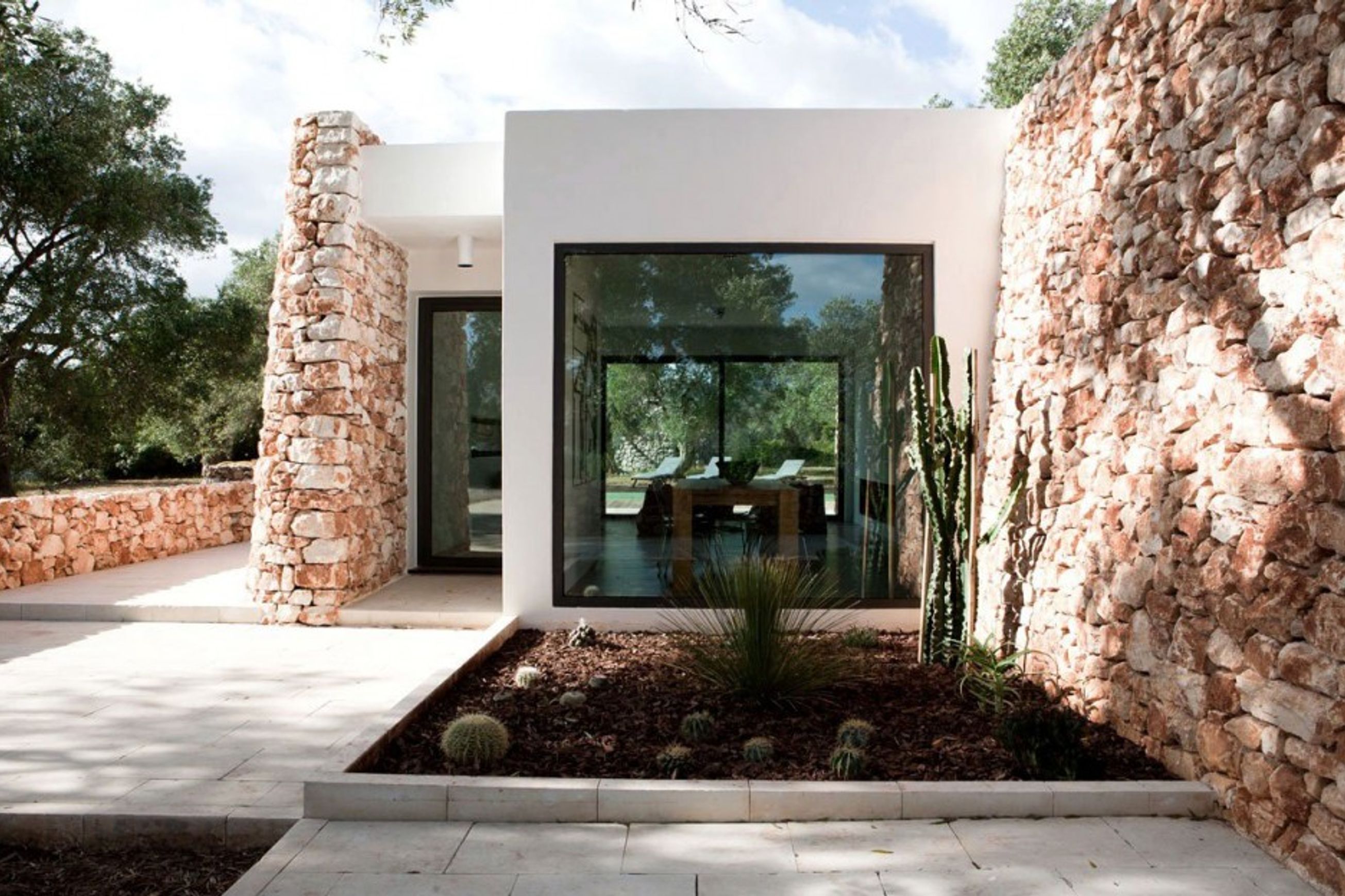 Rock Face Cladding