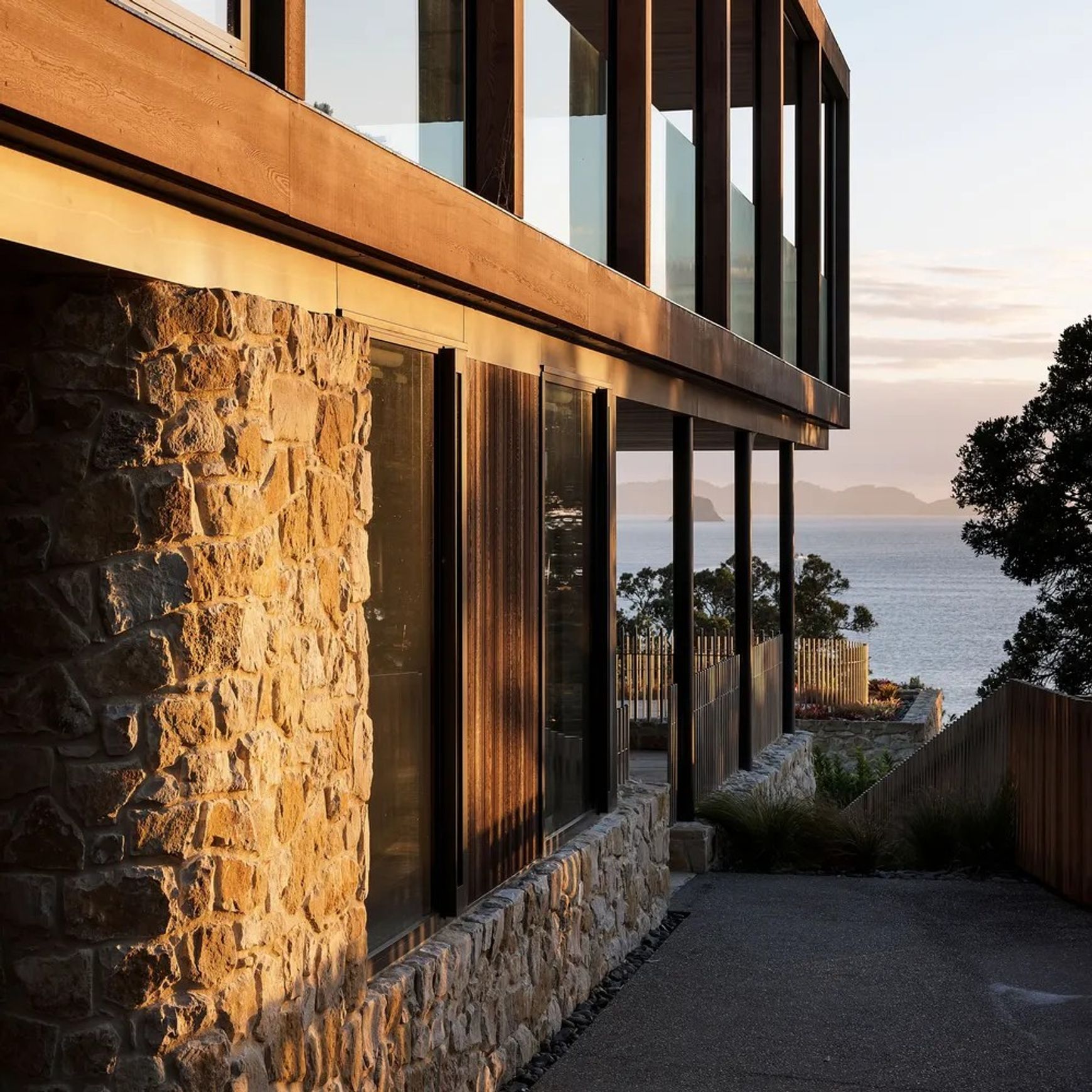 Te Kuiti Cream Limestone Cladding