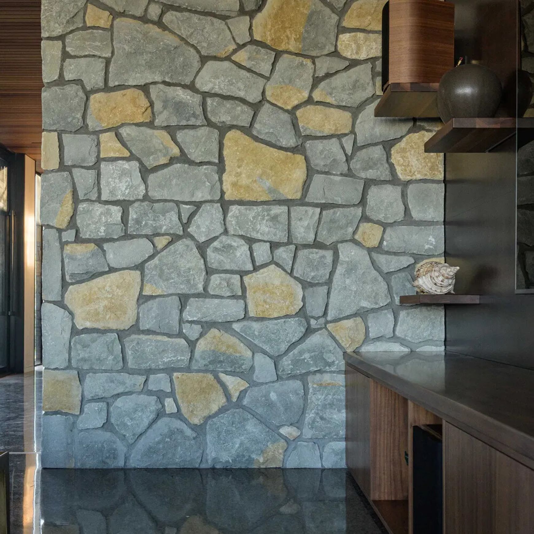 Te Kuiti Two-tone Limestone Cladding