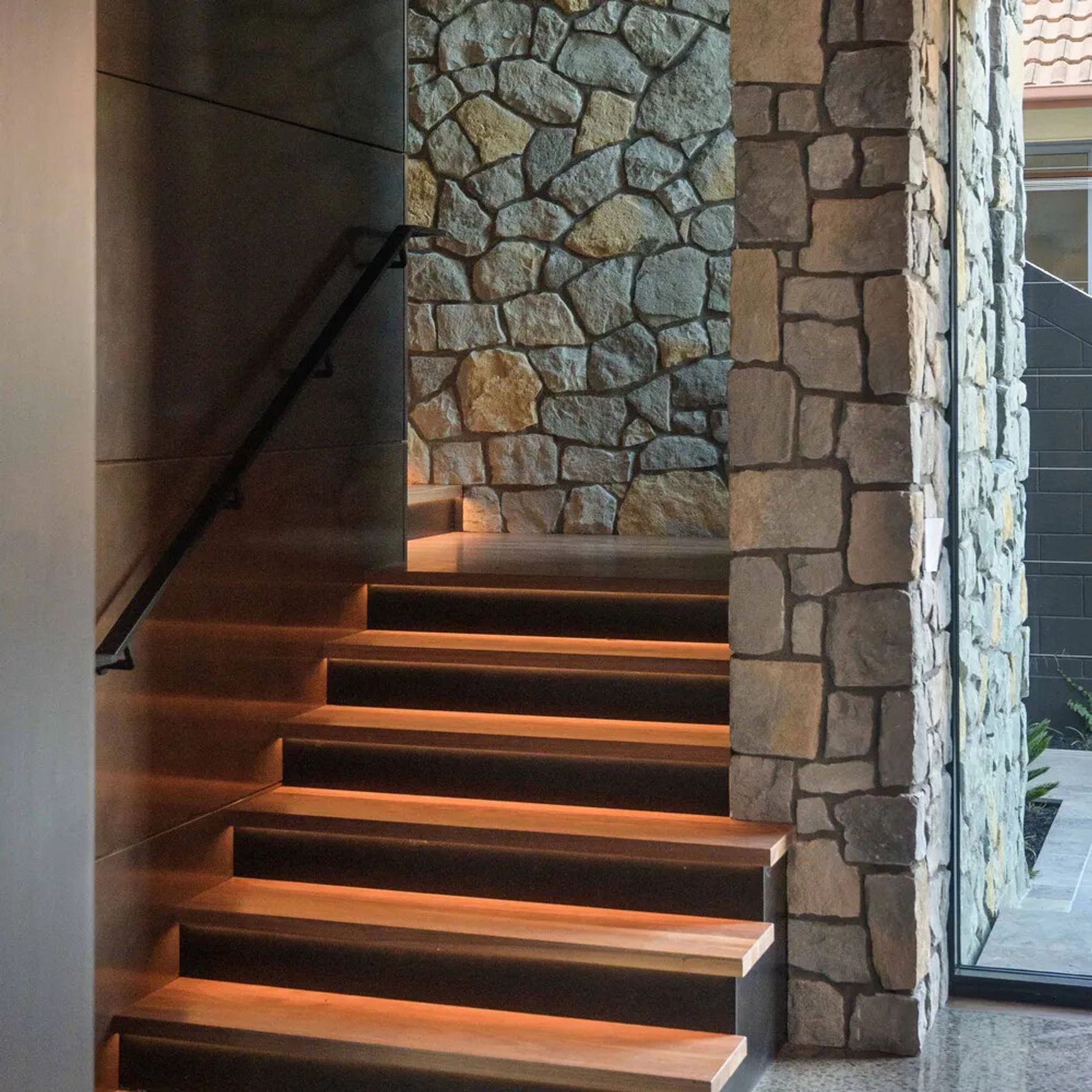 Te Kuiti Two-tone Limestone Cladding