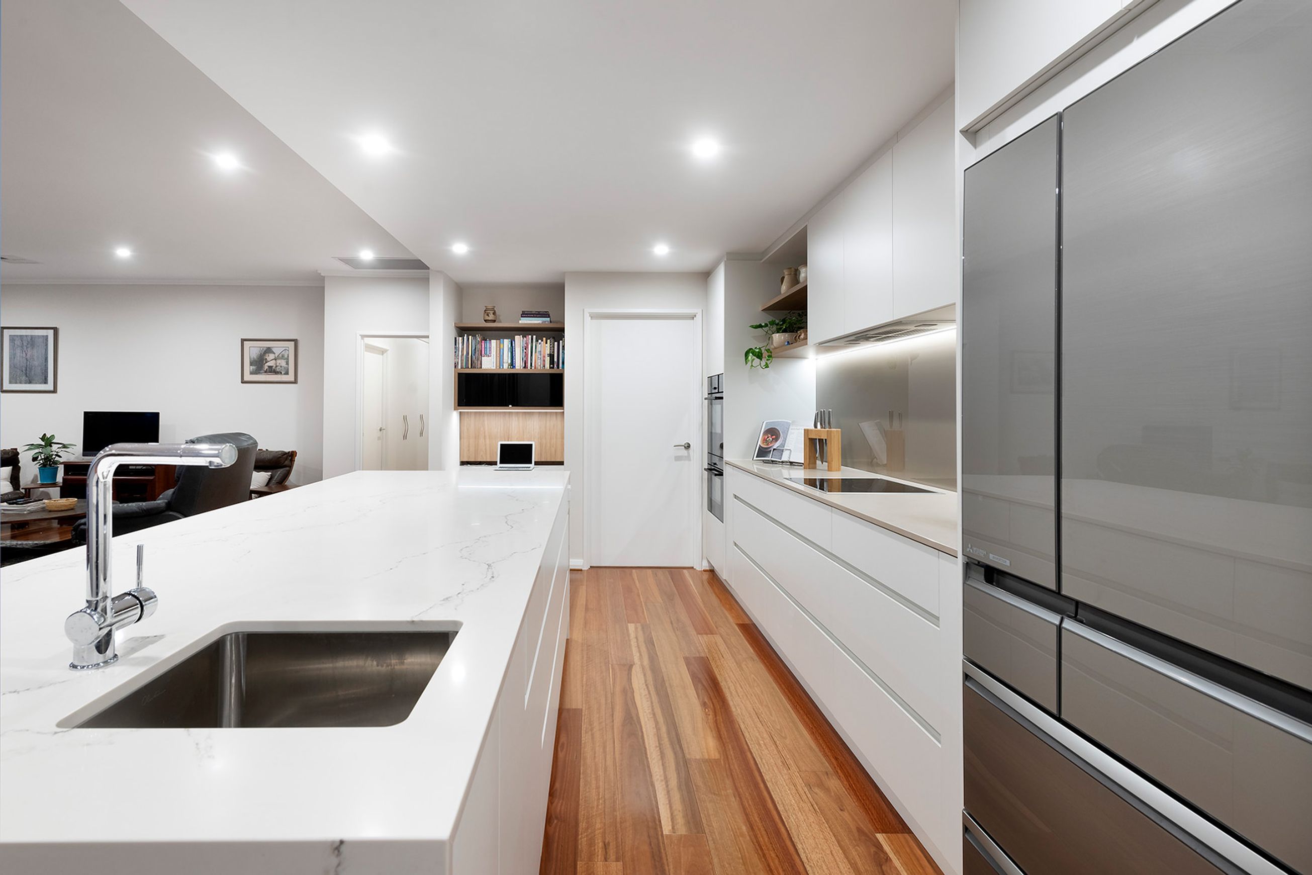 Silent Catalonia Undermount Rangehood 900mm - GA-900S