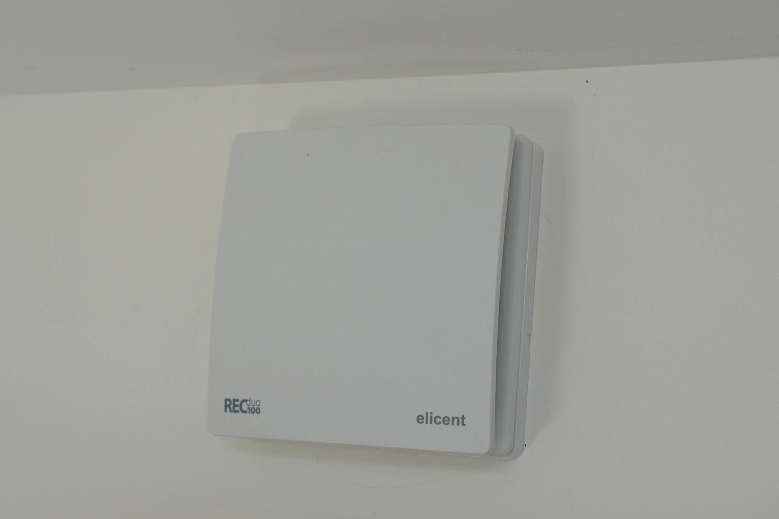REC-Duo 100 - Decentralized Ventilation System