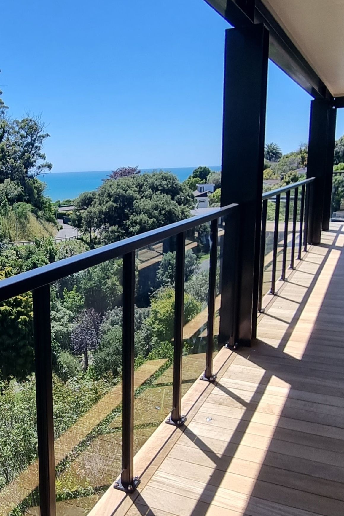 Viking® Aluminium and Glass Balustrade System