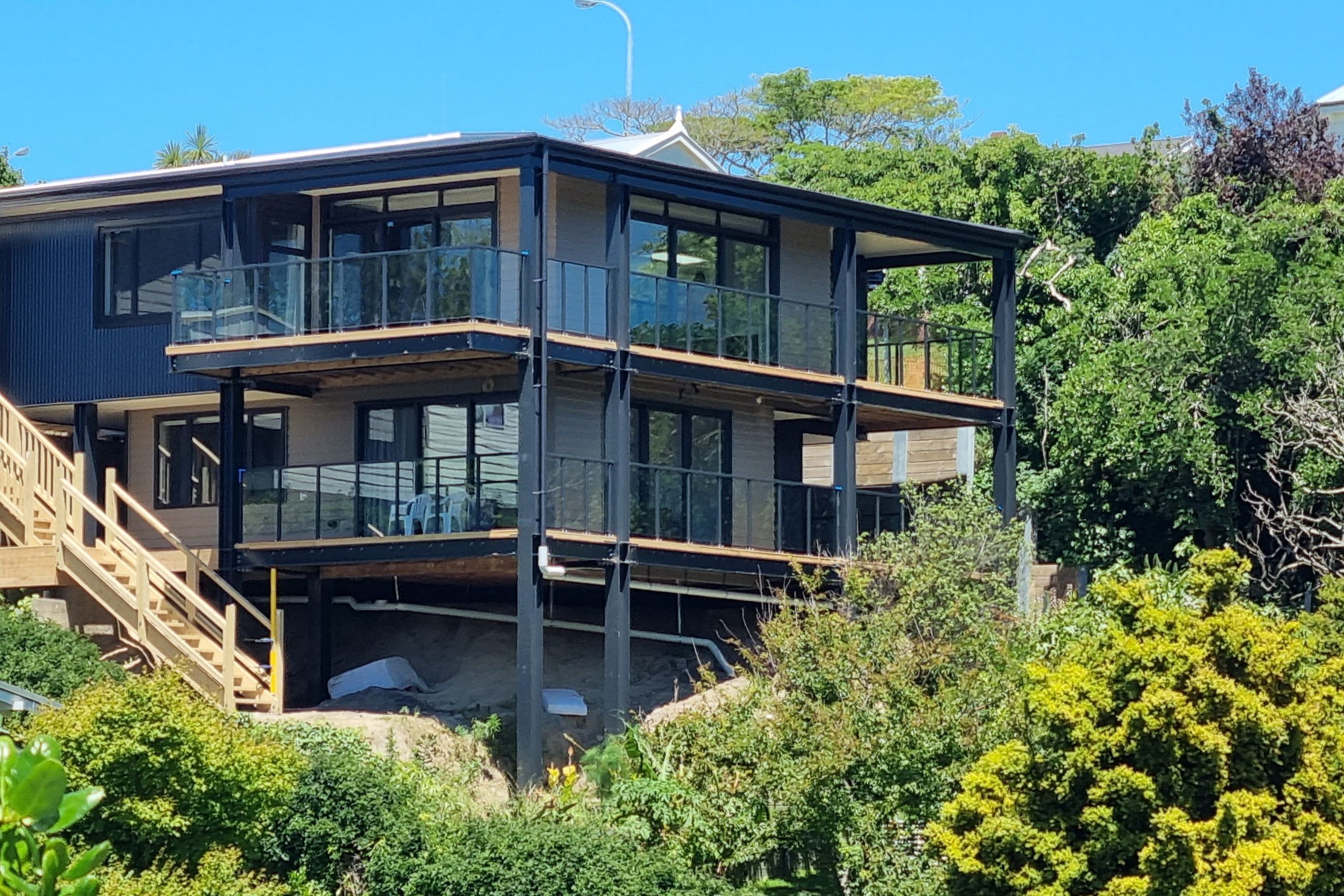 Viking® Aluminium and Glass Balustrade System