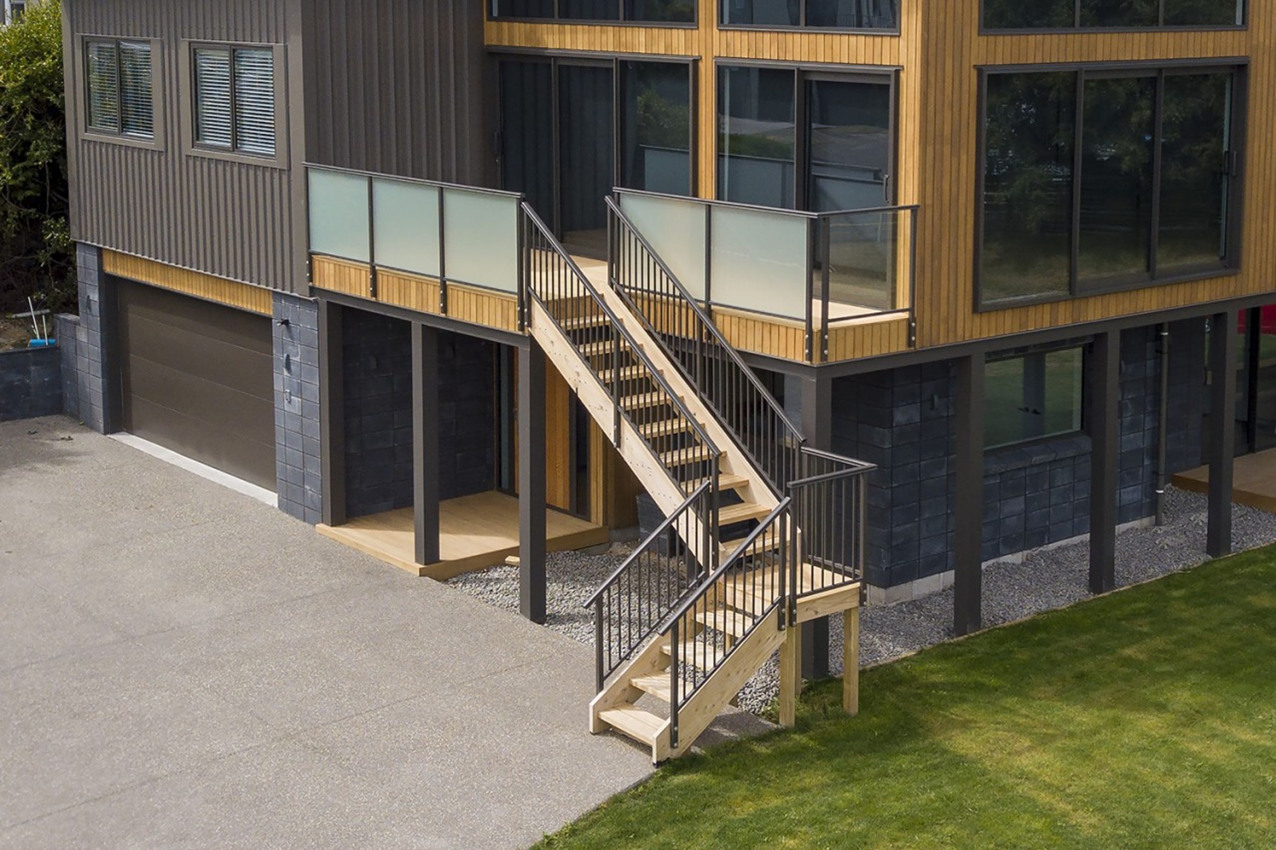 Viking® Aluminium and Glass Balustrade System