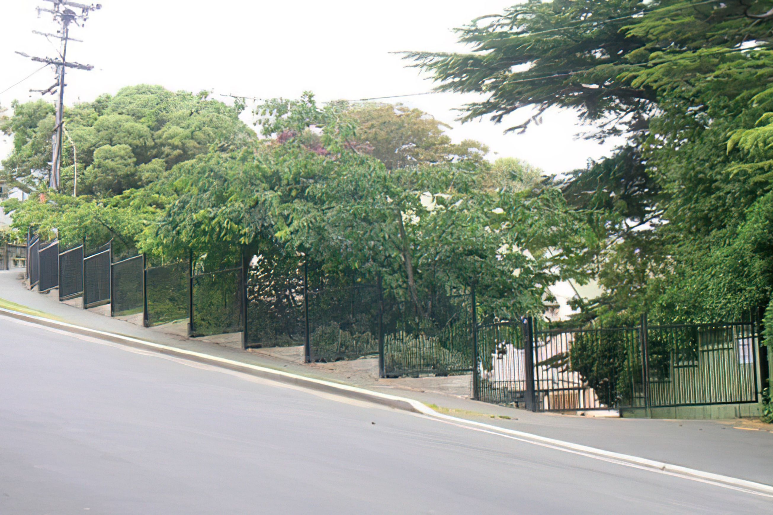 Balmain - Tubular Commercial & Residential Fence