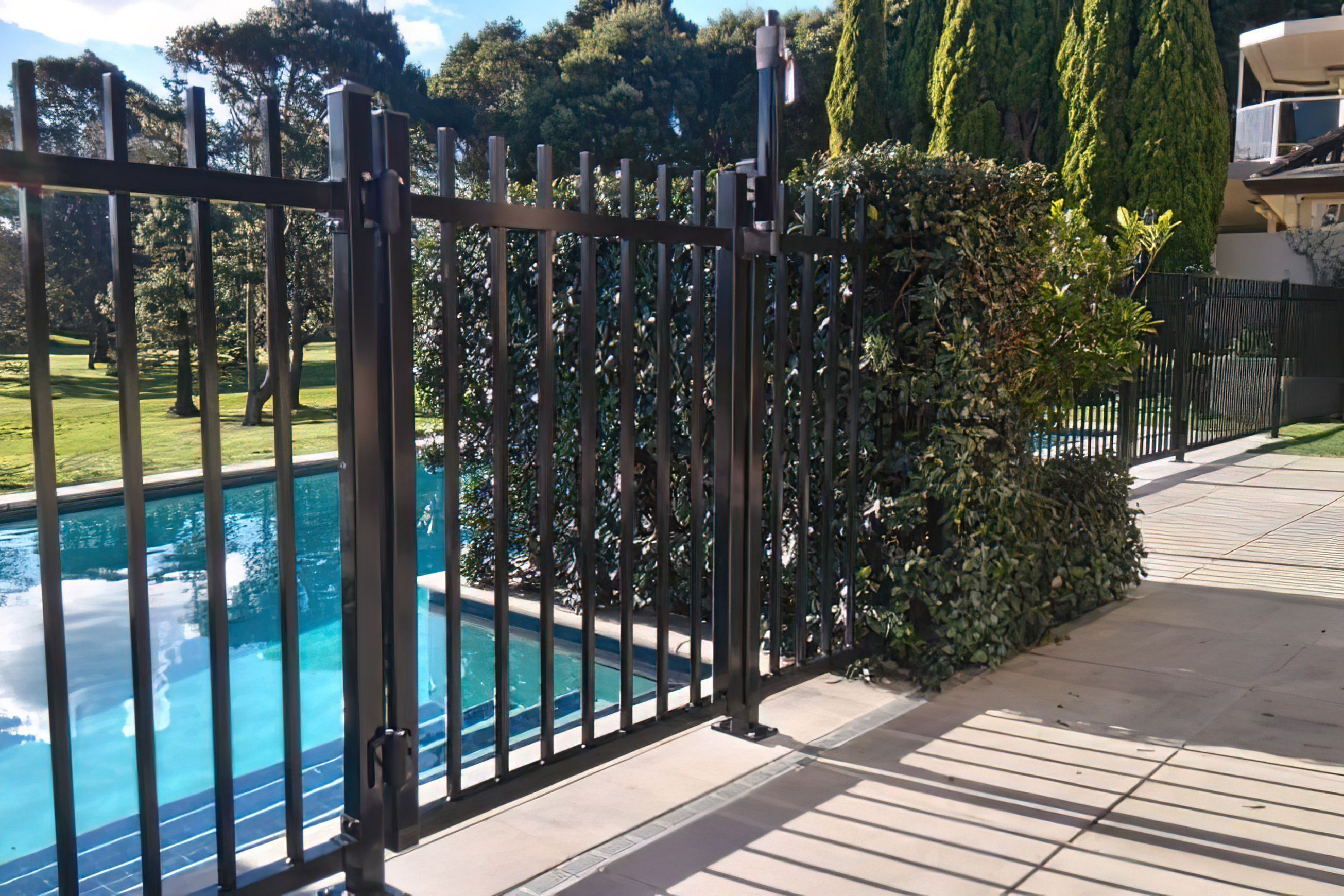 Balmain - Tubular Pool Fence