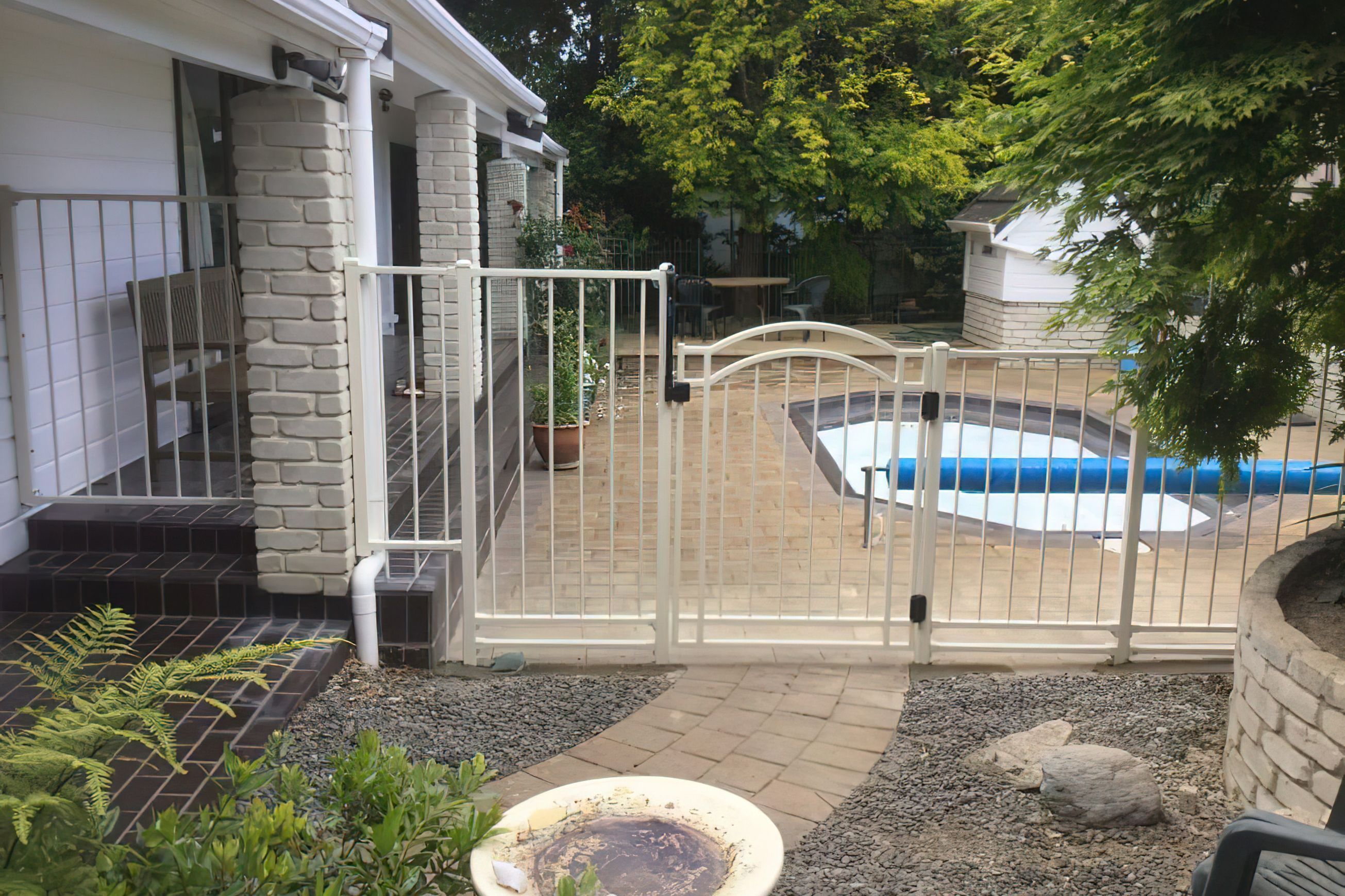 Classic - Tubular Garden & Residential Fence