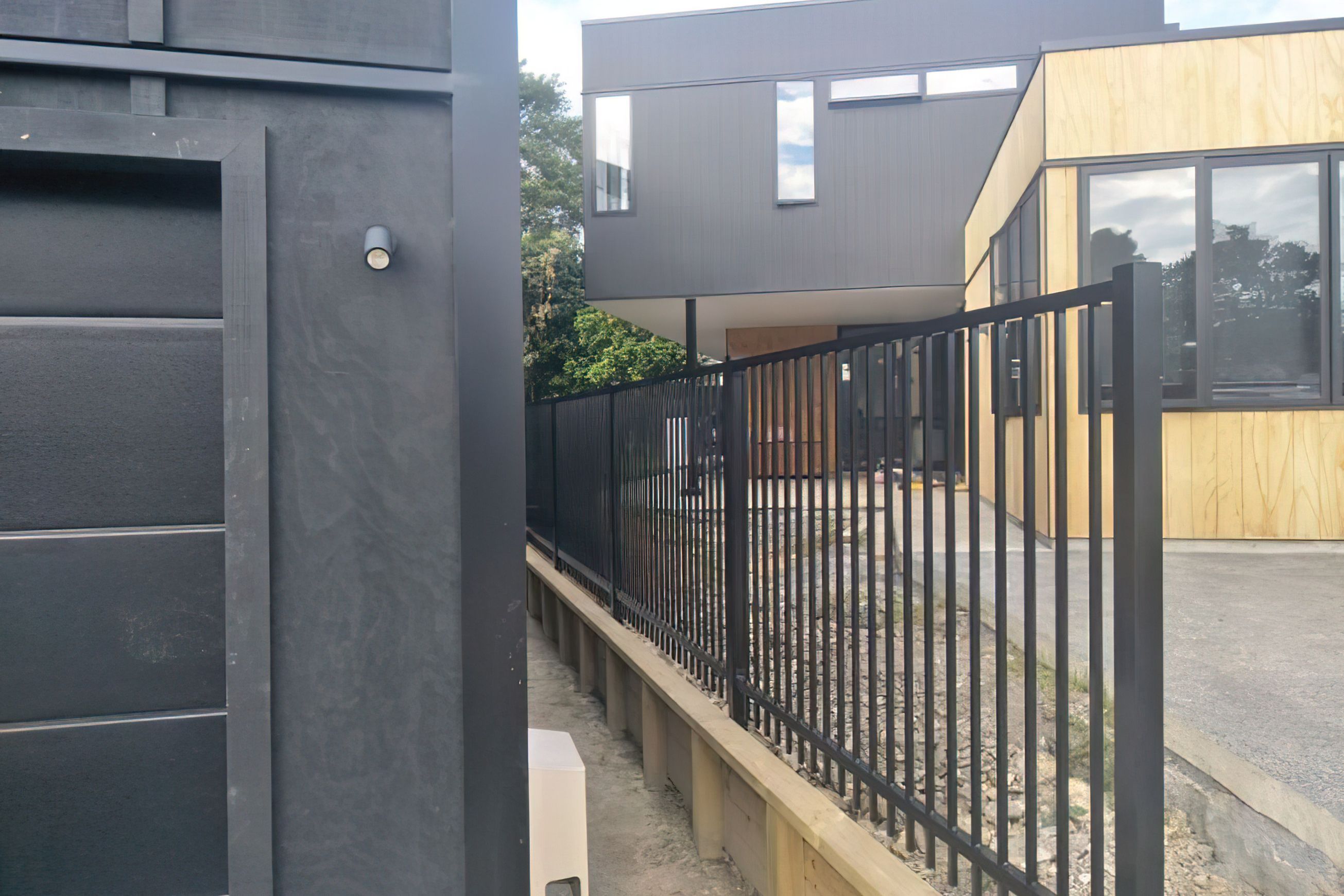 Classic - Tubular Garden & Residential Fence