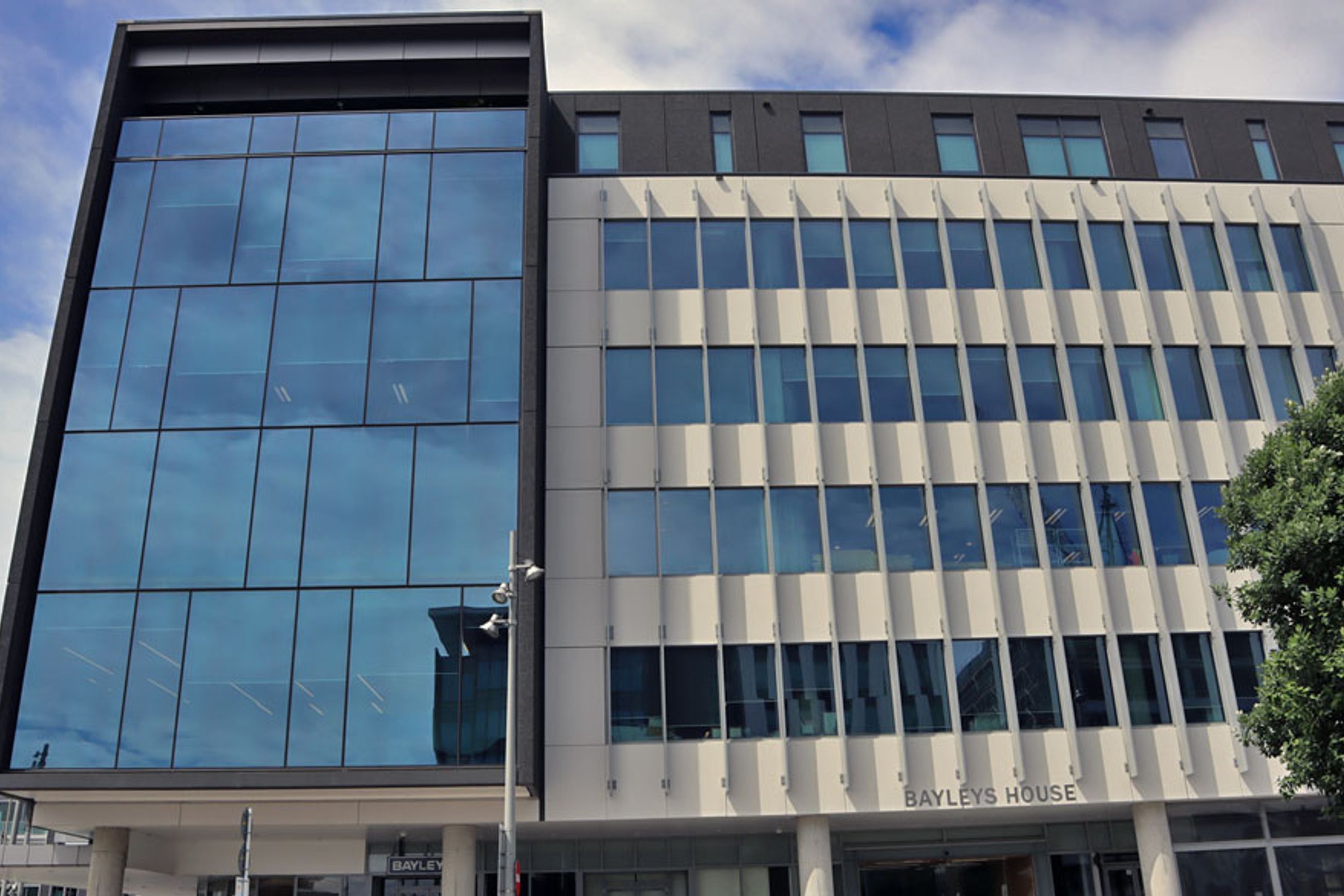Extruded and Composite Fins & Louvres