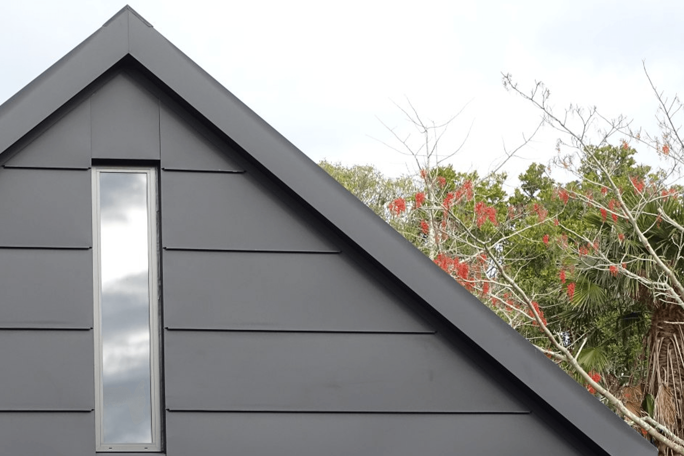 Smart Tray Flat Lock Cladding