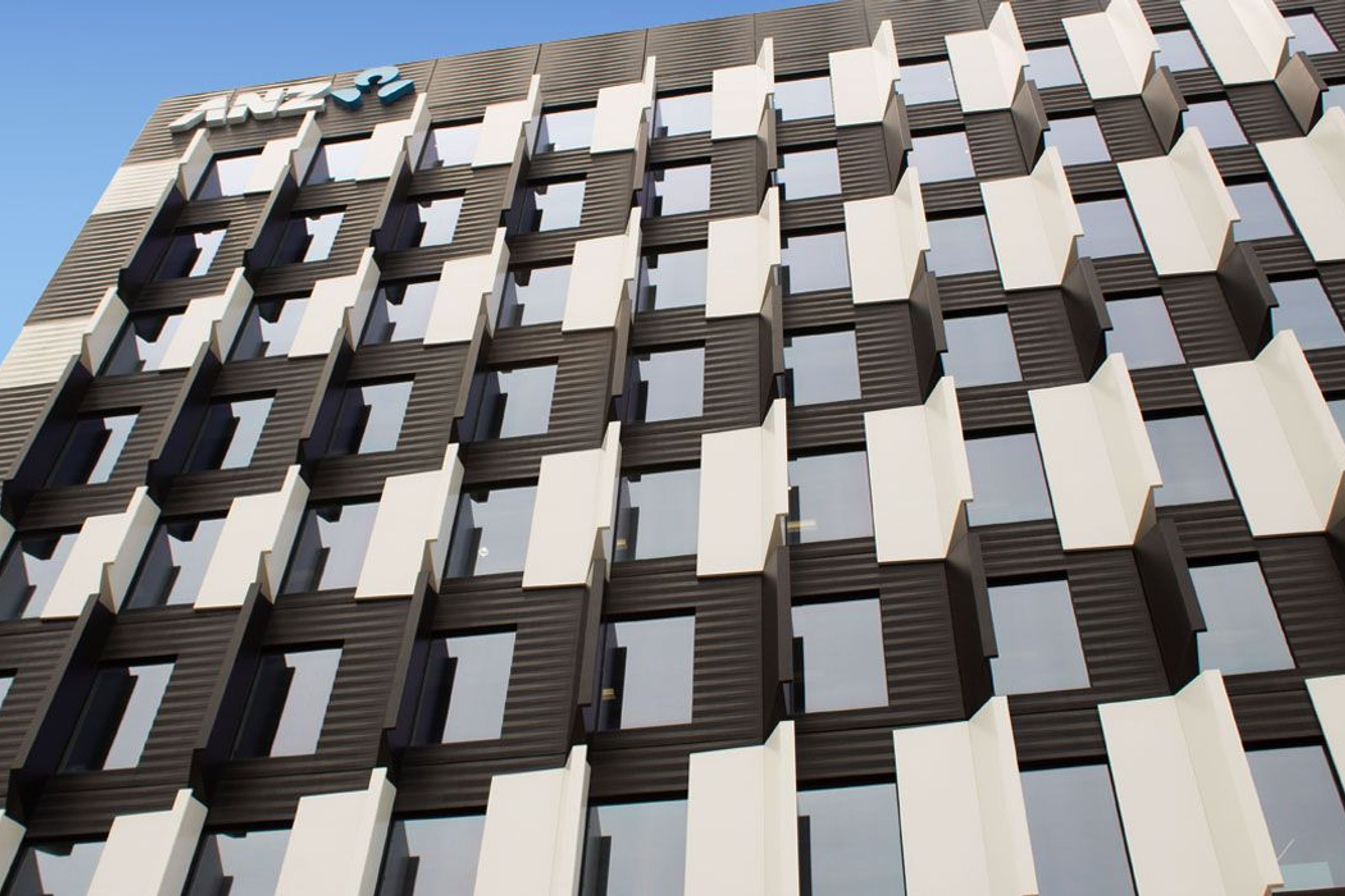Extruded and Composite Fins & Louvres