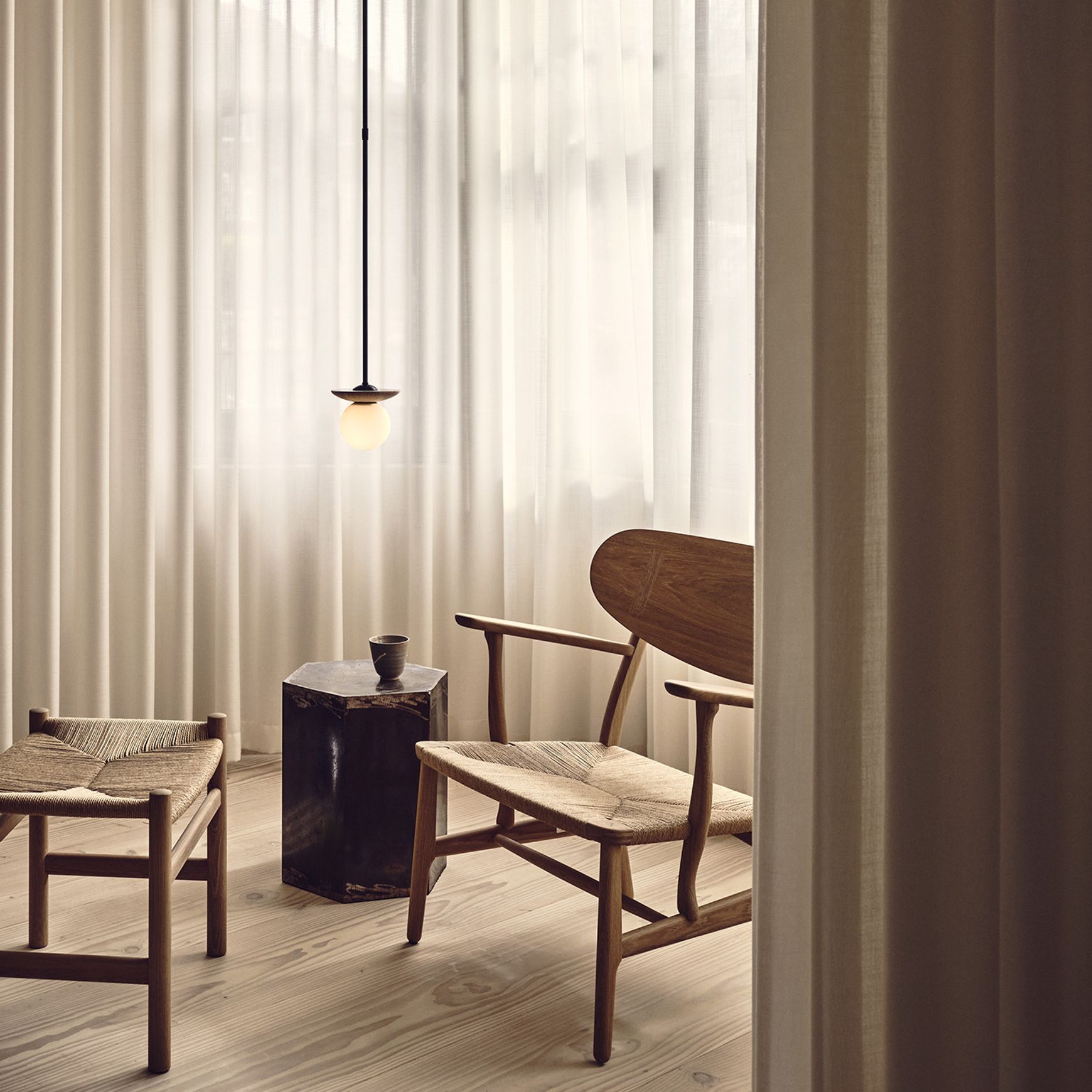 Orbit Pendant Light
