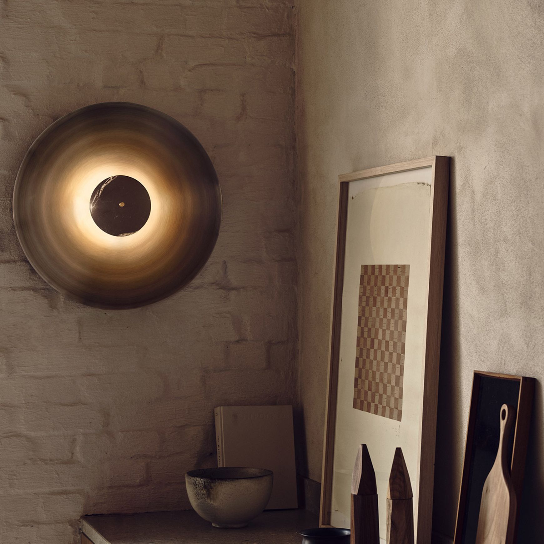 Luna Wall Light