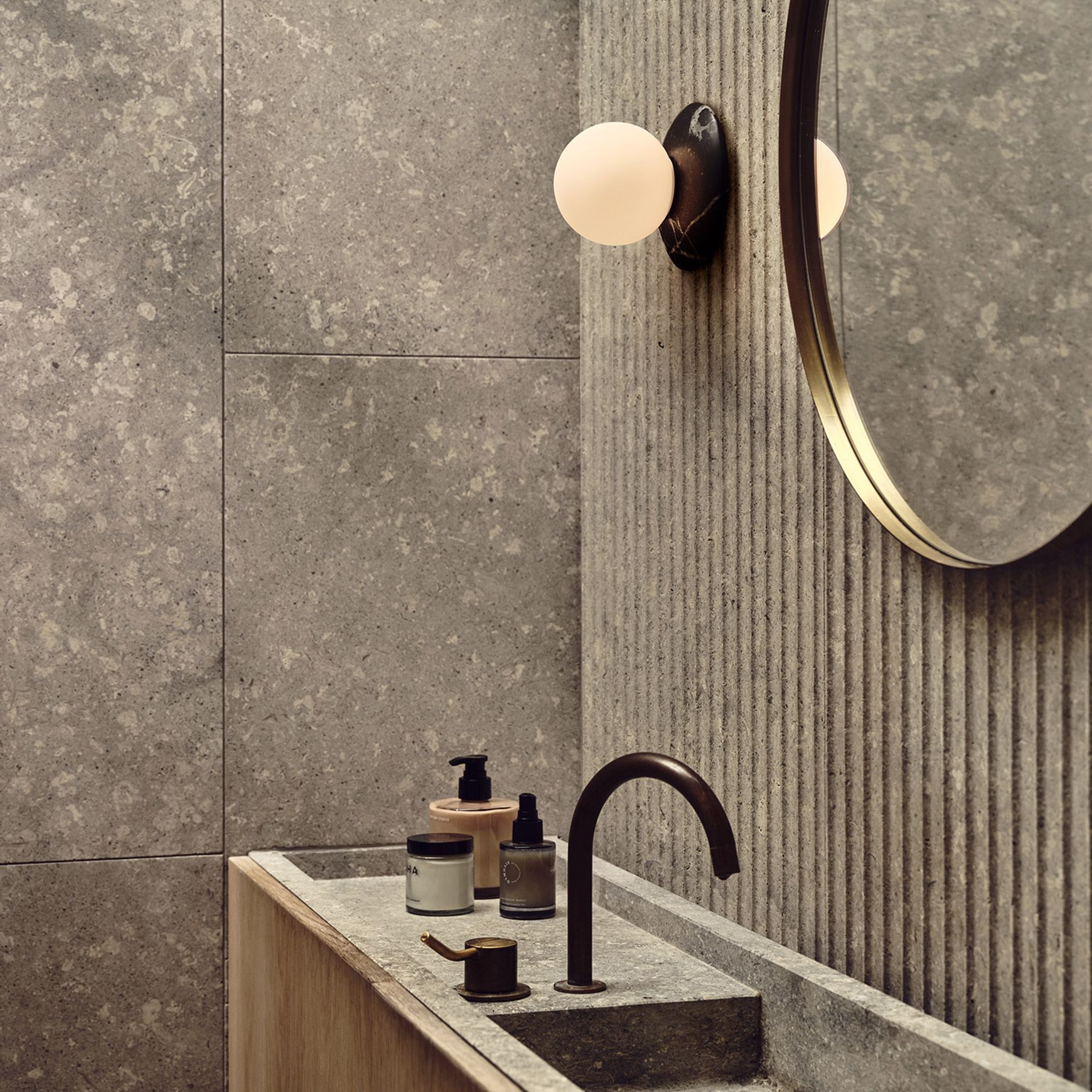 Orbit Wall Light
