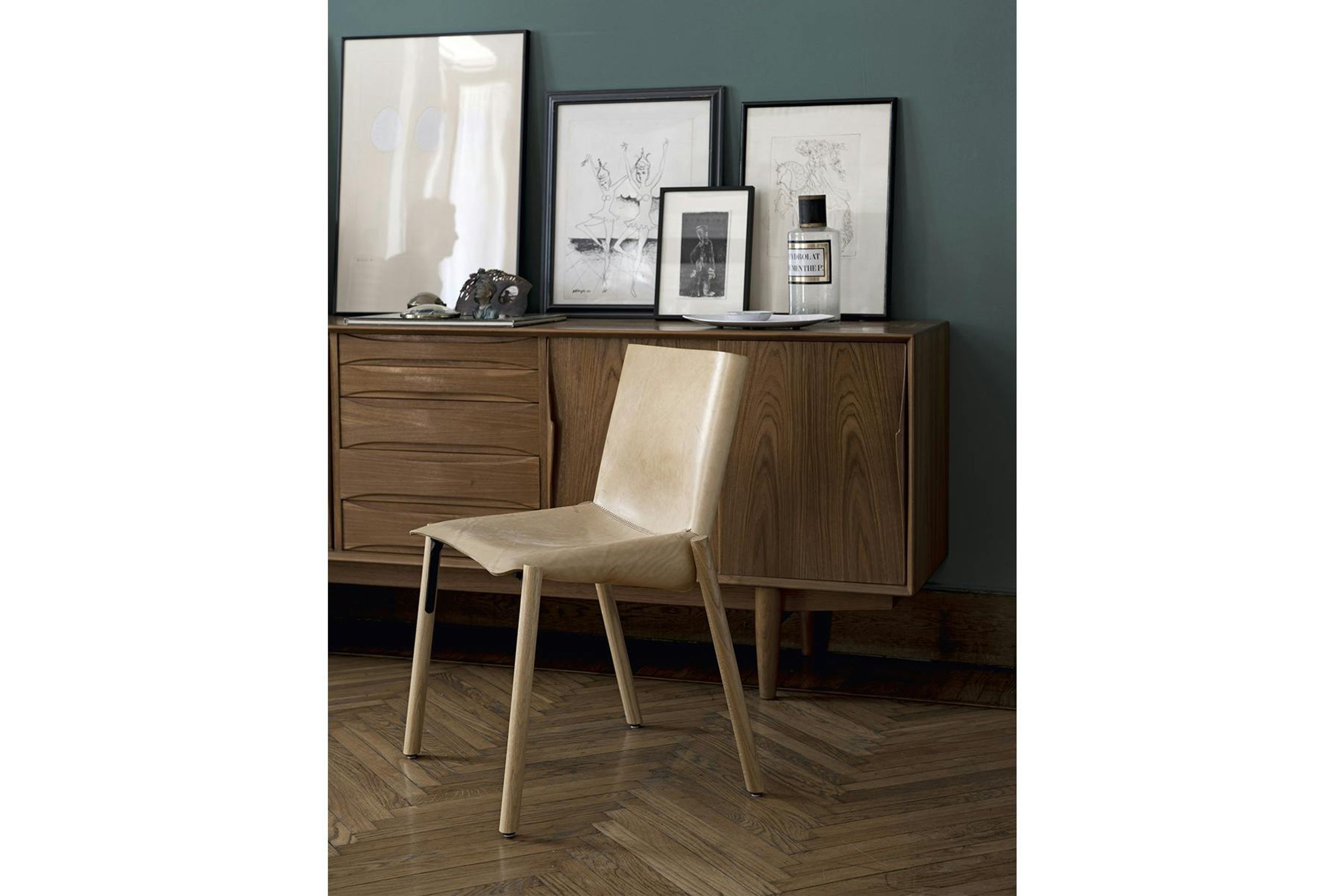 1085 Armchair