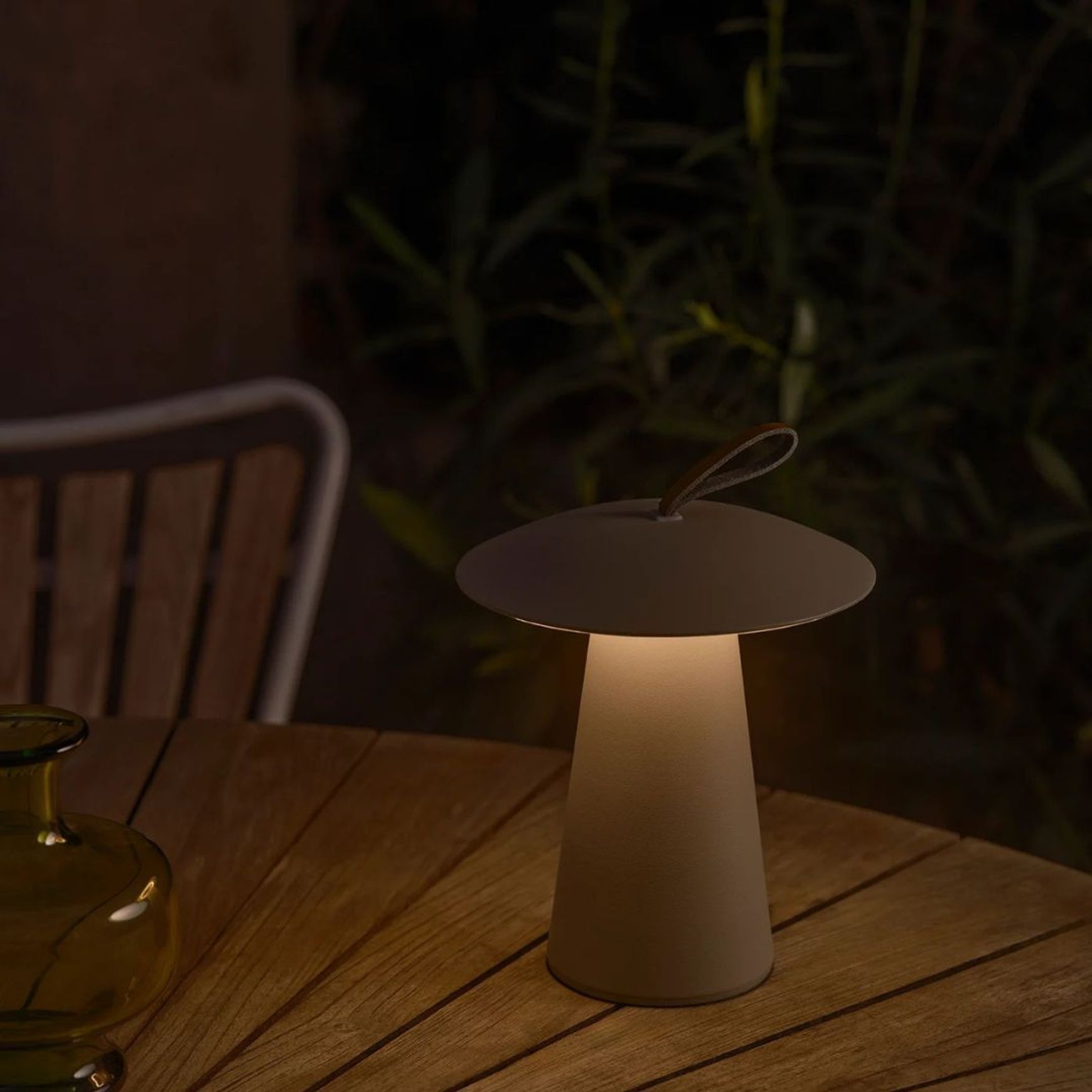 Ara To-Go 2 Lamp