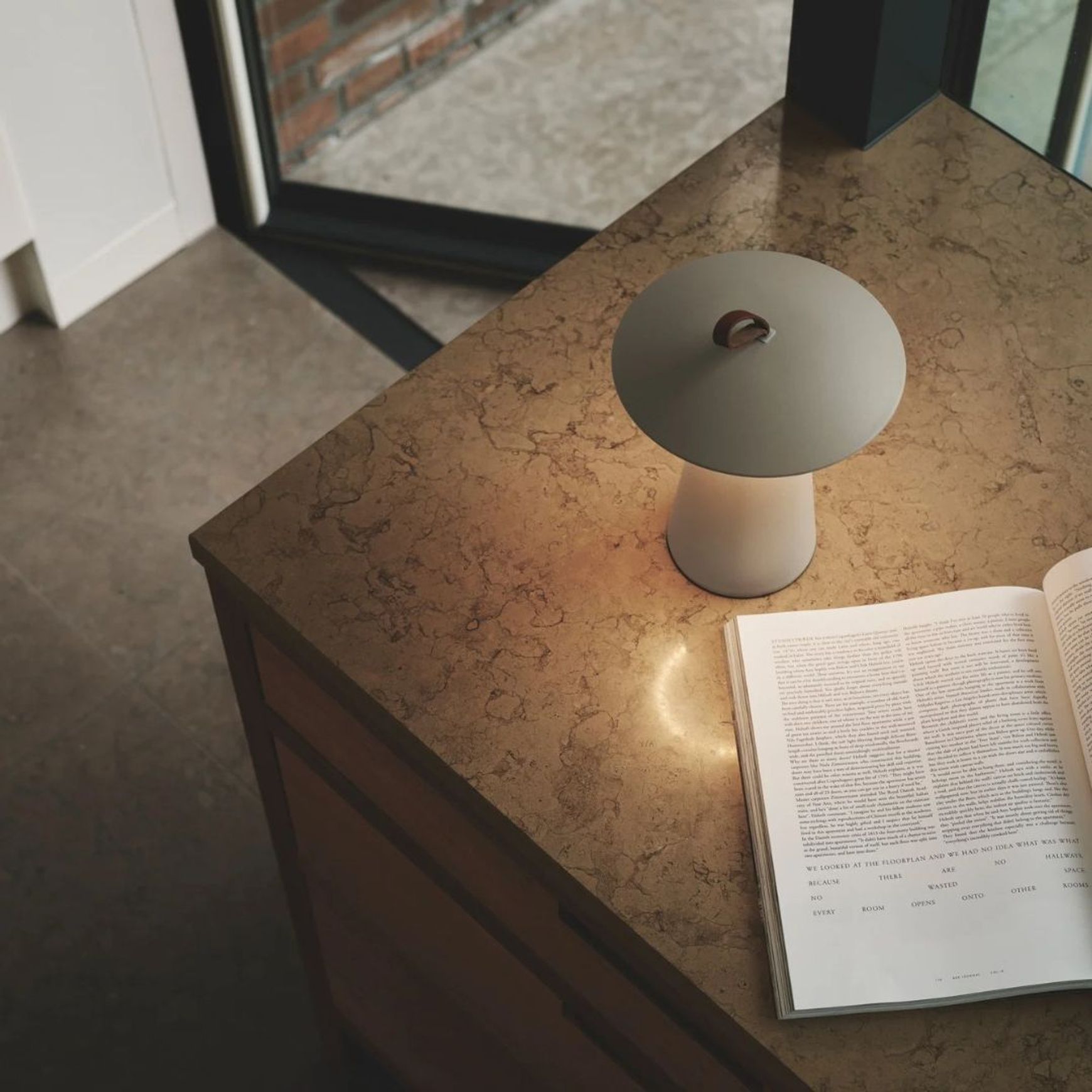 Ara To-Go 2 Lamp
