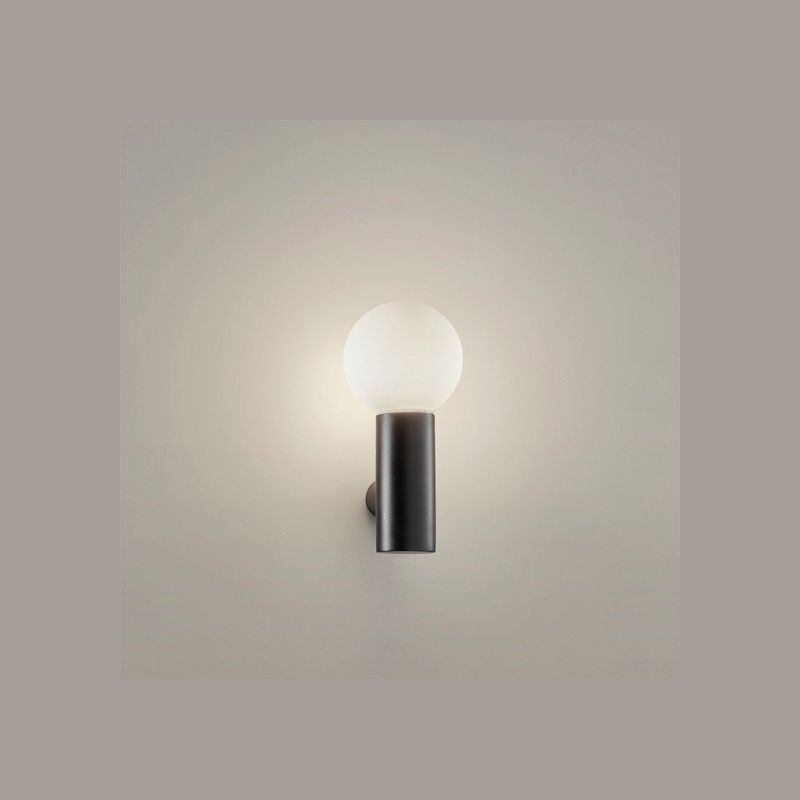Moya Vanity Wall Light in Metal Black