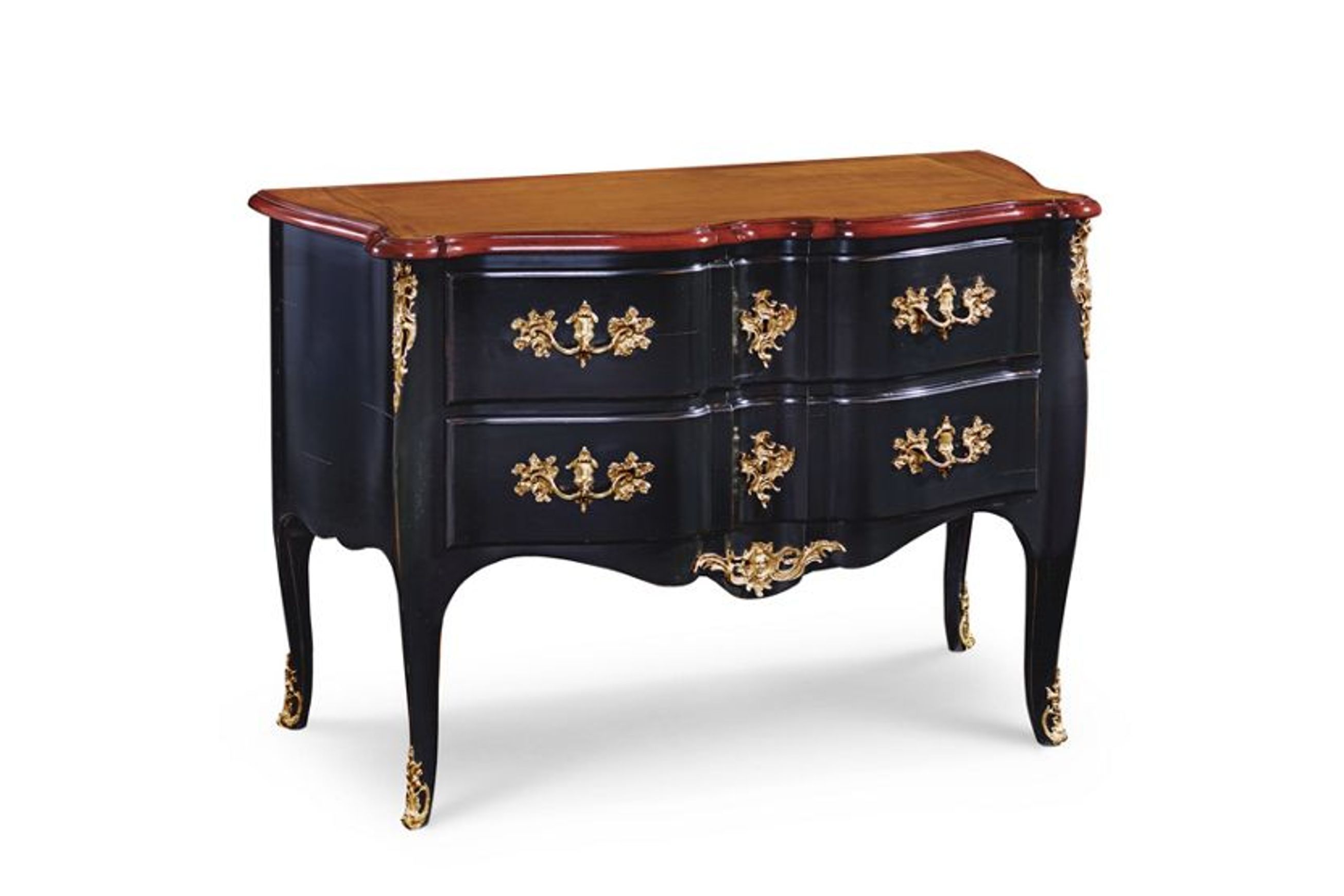 Nattier Dresser