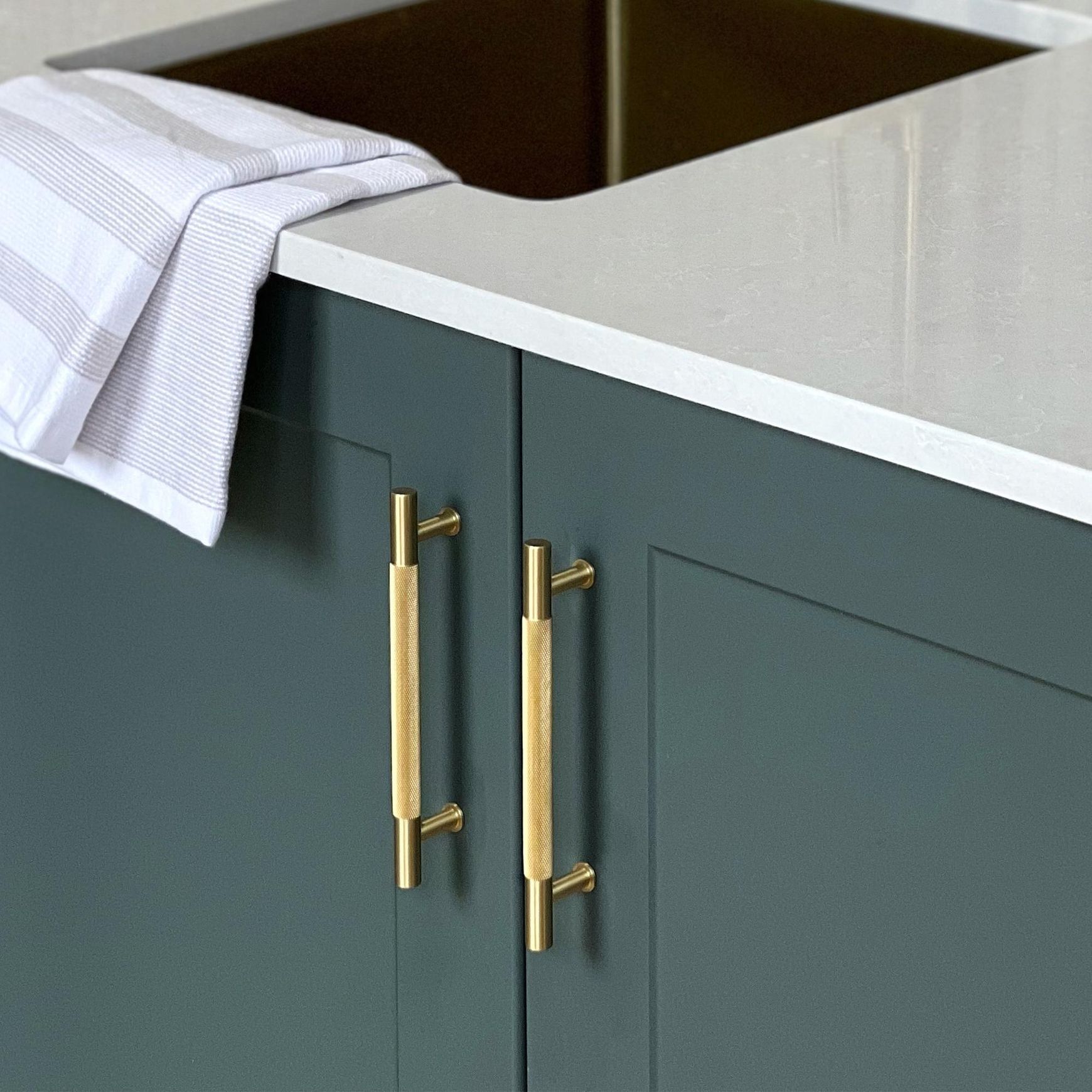 Grove Handle