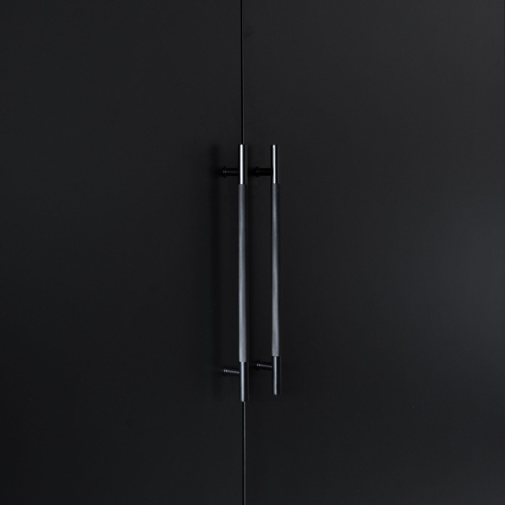 Grove Door Pull