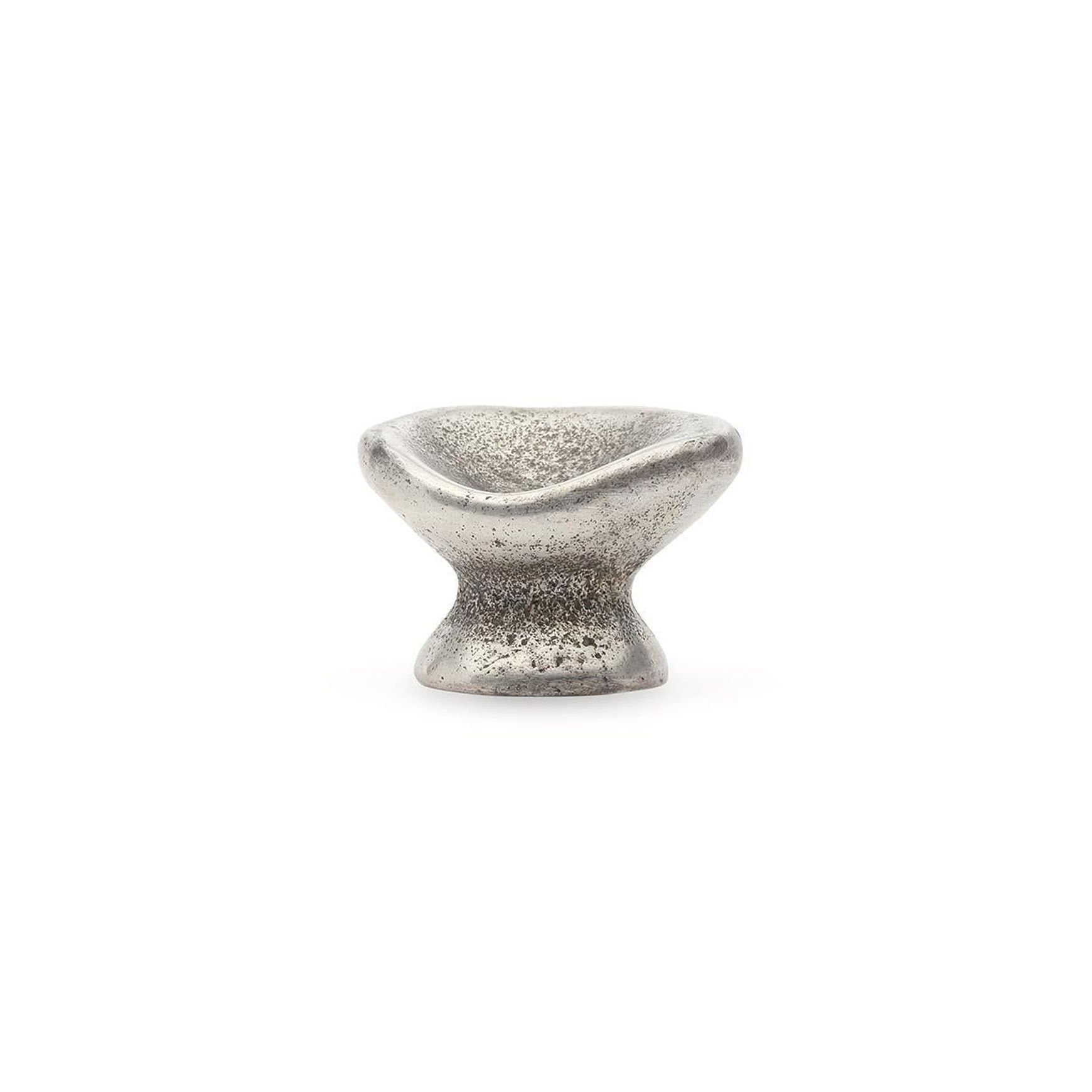 Cast Bloom Knob