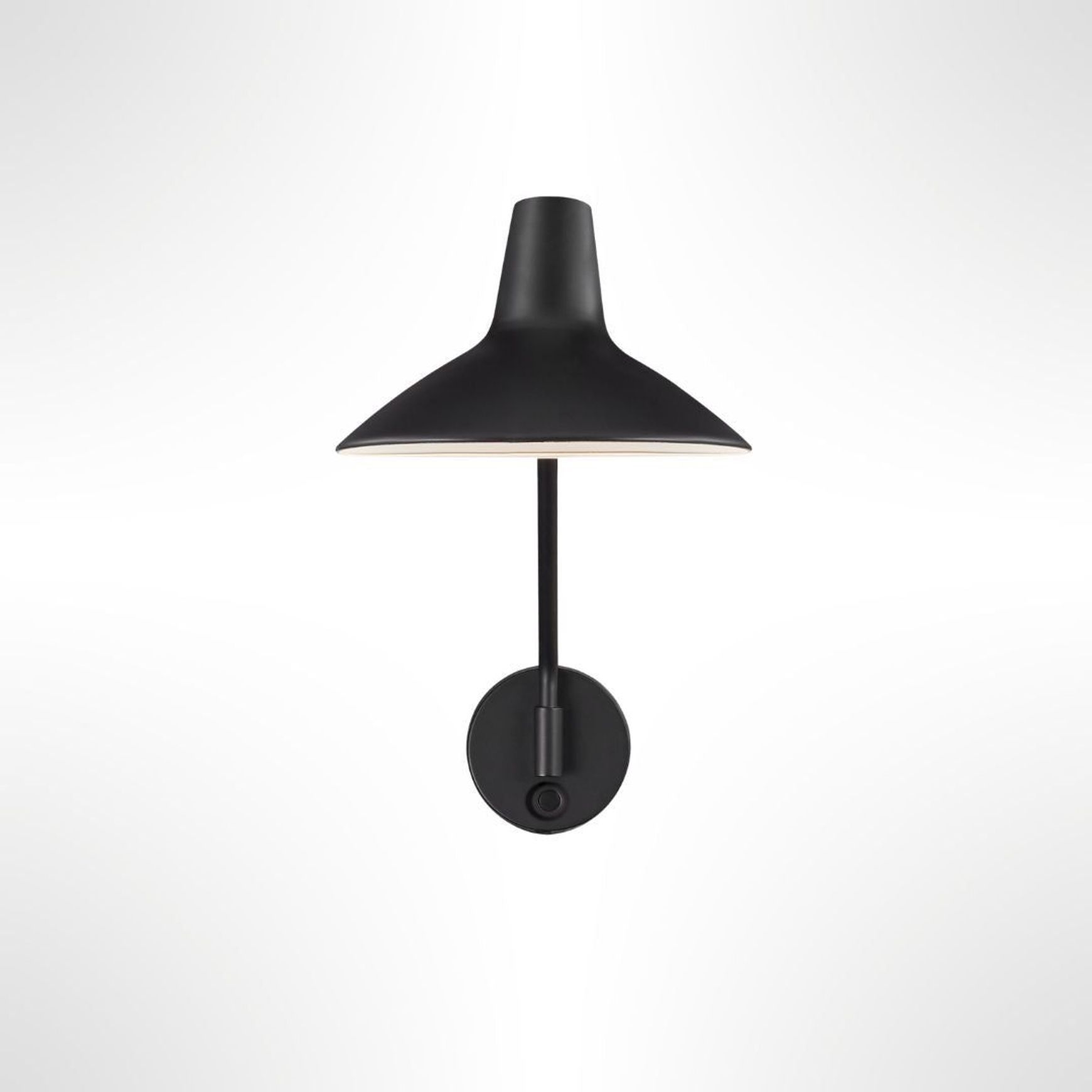 Darci Wall Light