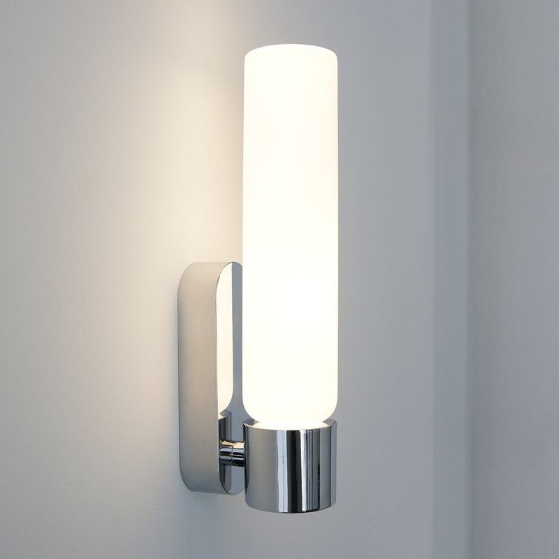 Deon LED Vanity Light in Chrome