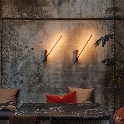 Taka LED Wall Light in Matte Black