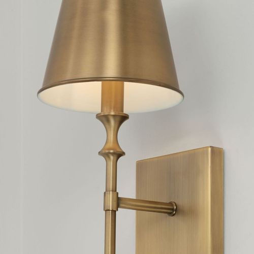 Barwon 1 Light Wall Light in Aged Brass