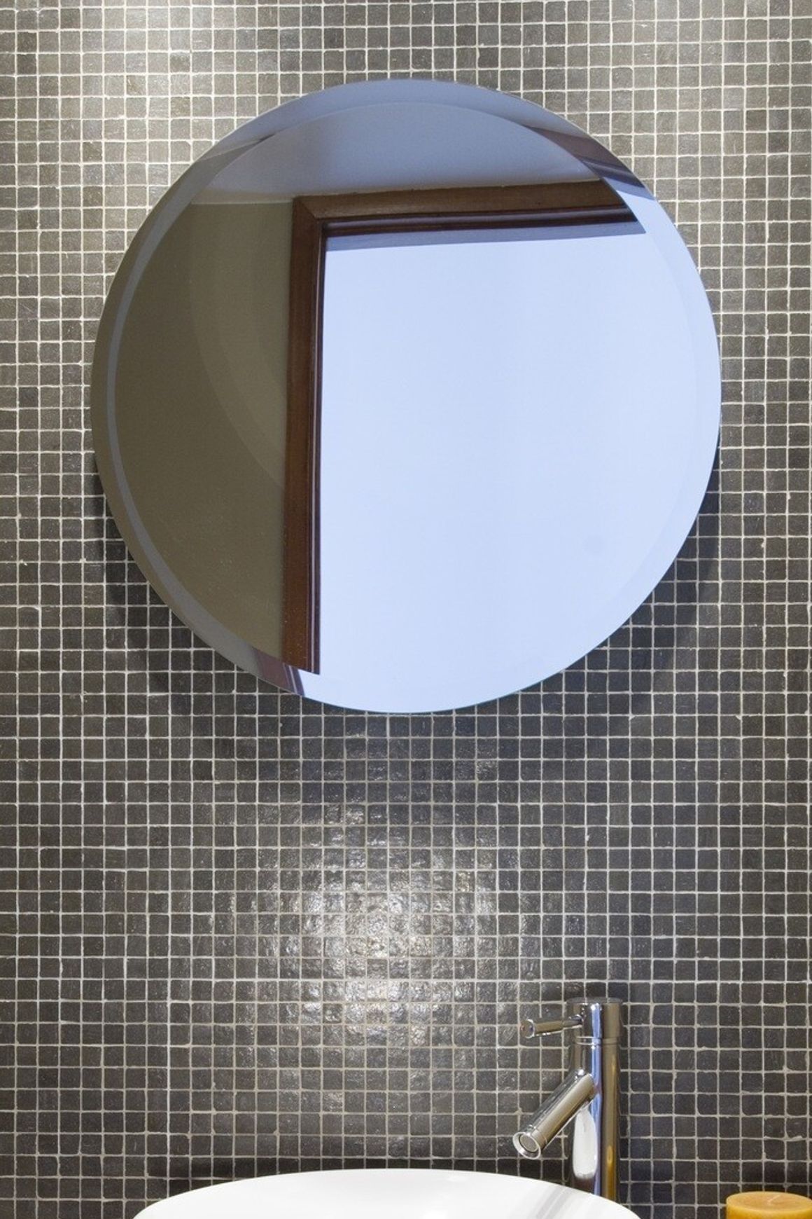 20mm Bevel Edge Round Mirror with Hidden Fittings