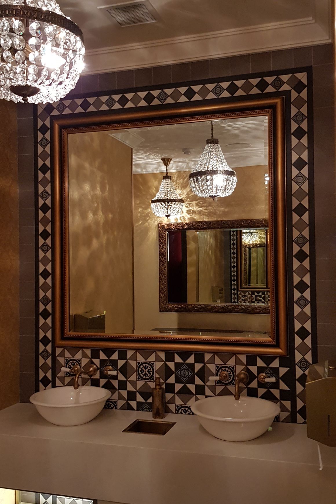 SP6 Salamanca Mirror